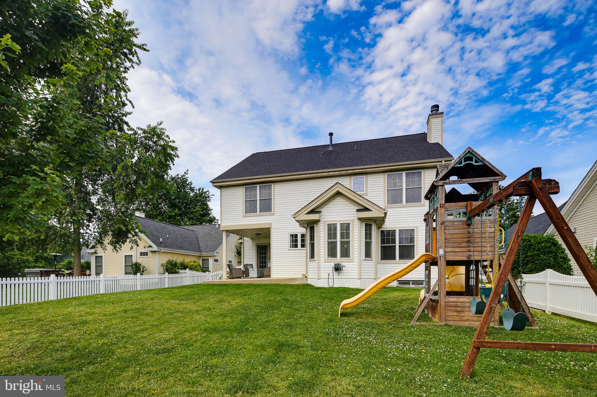 THE MEADOW AT NEW MARKET - Residential