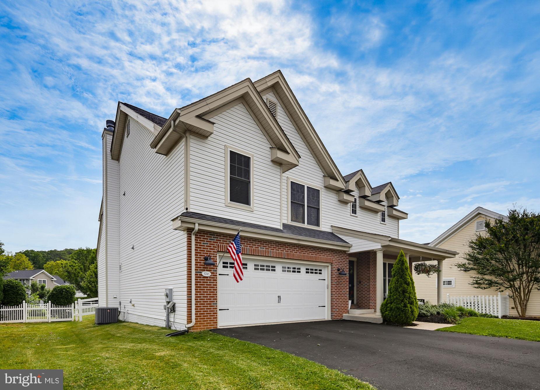 THE MEADOW AT NEW MARKET - Residential
