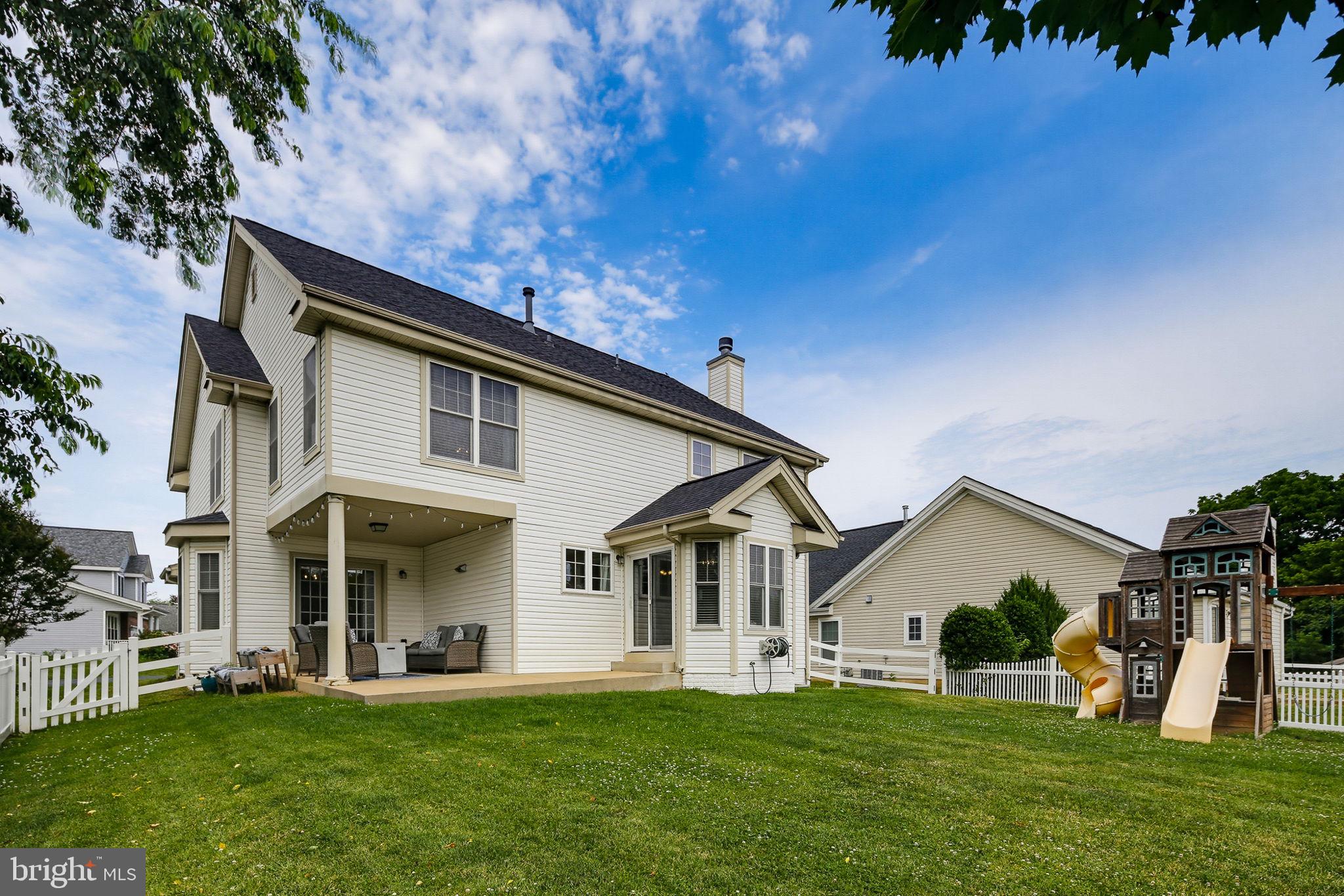 THE MEADOW AT NEW MARKET - Residential
