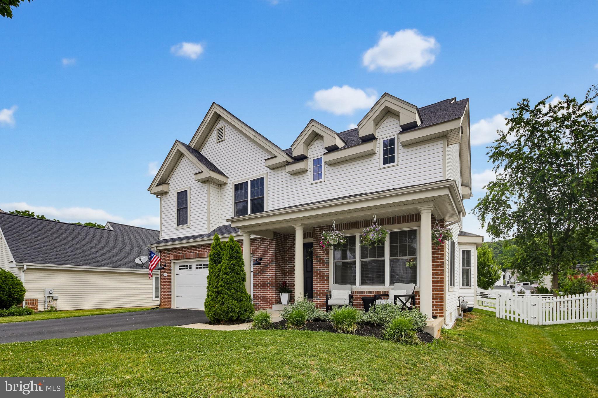 THE MEADOW AT NEW MARKET - Residential