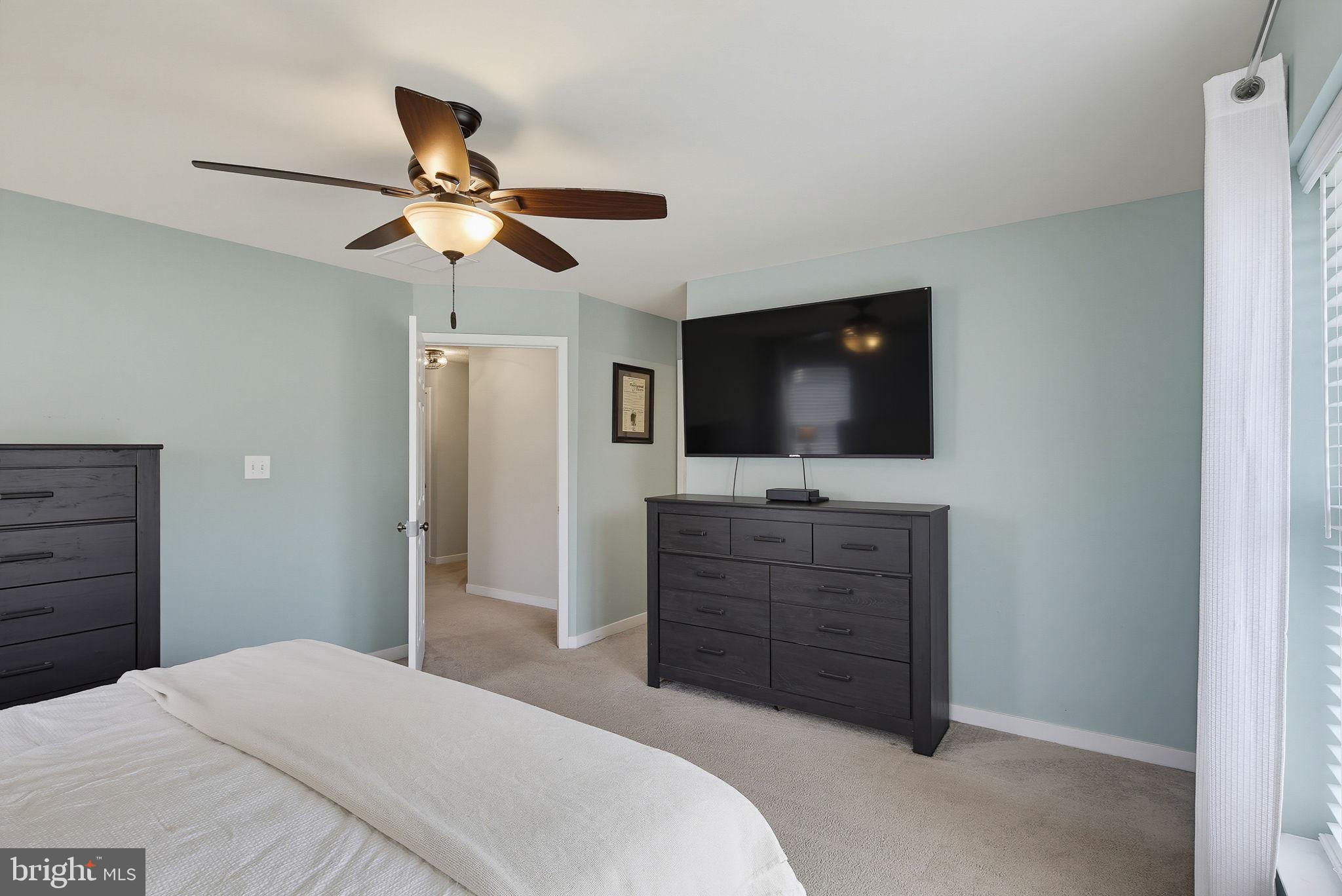 THE MEADOW AT NEW MARKET - Residential