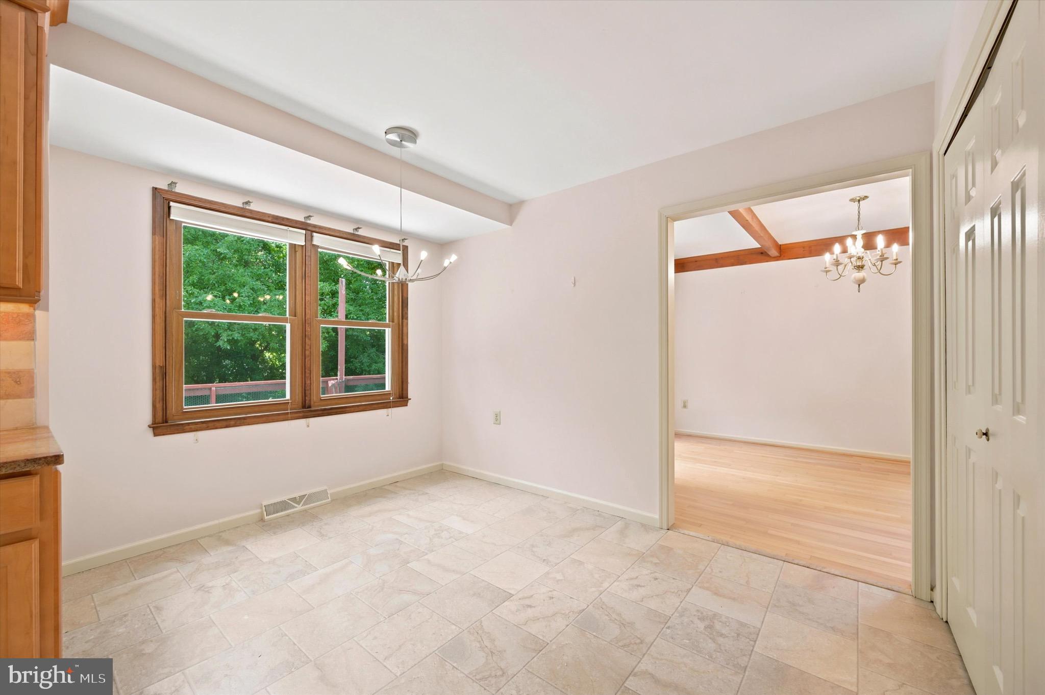 LAFAYETTE HILL - Residential
