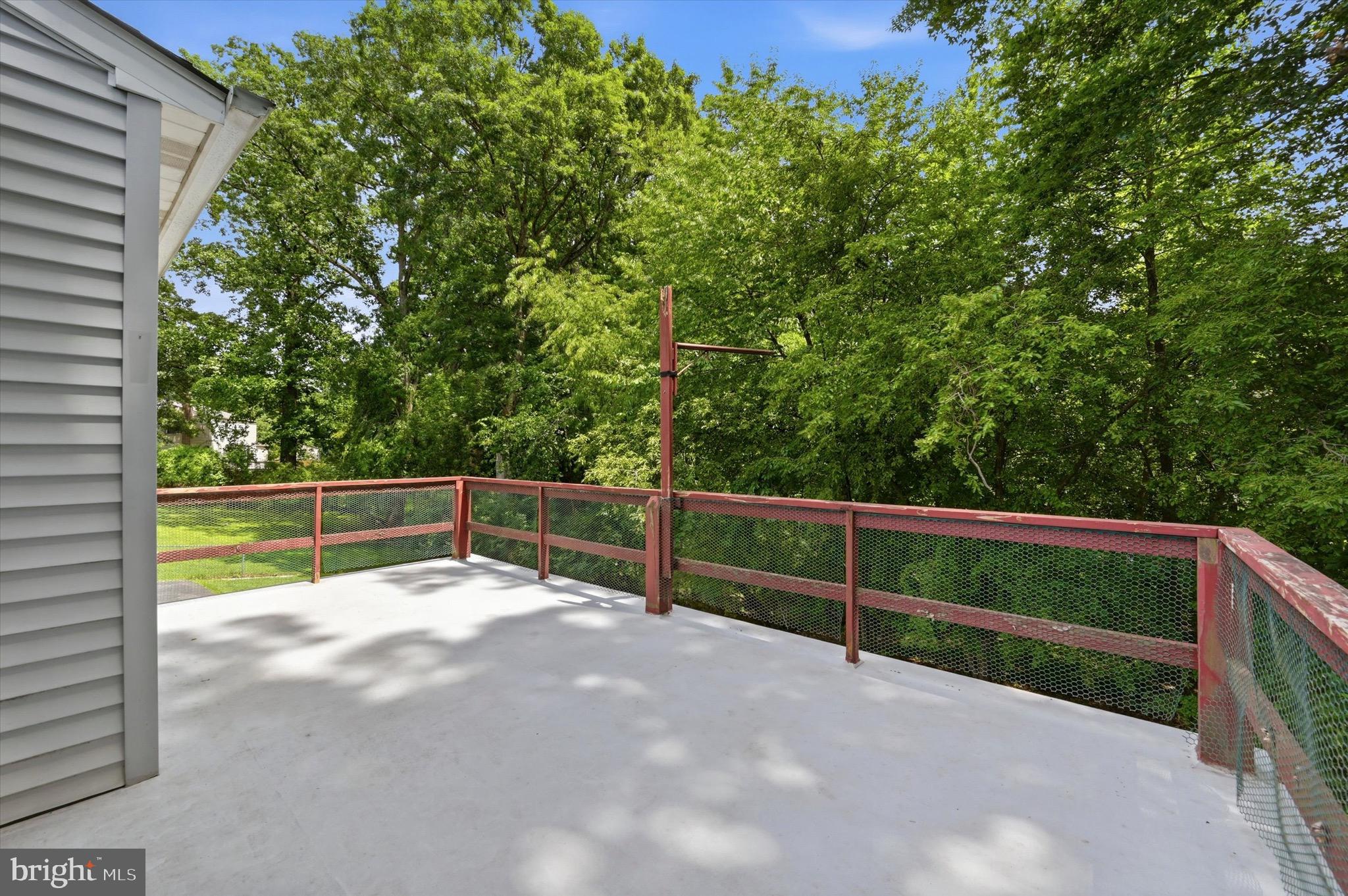 LAFAYETTE HILL - Residential