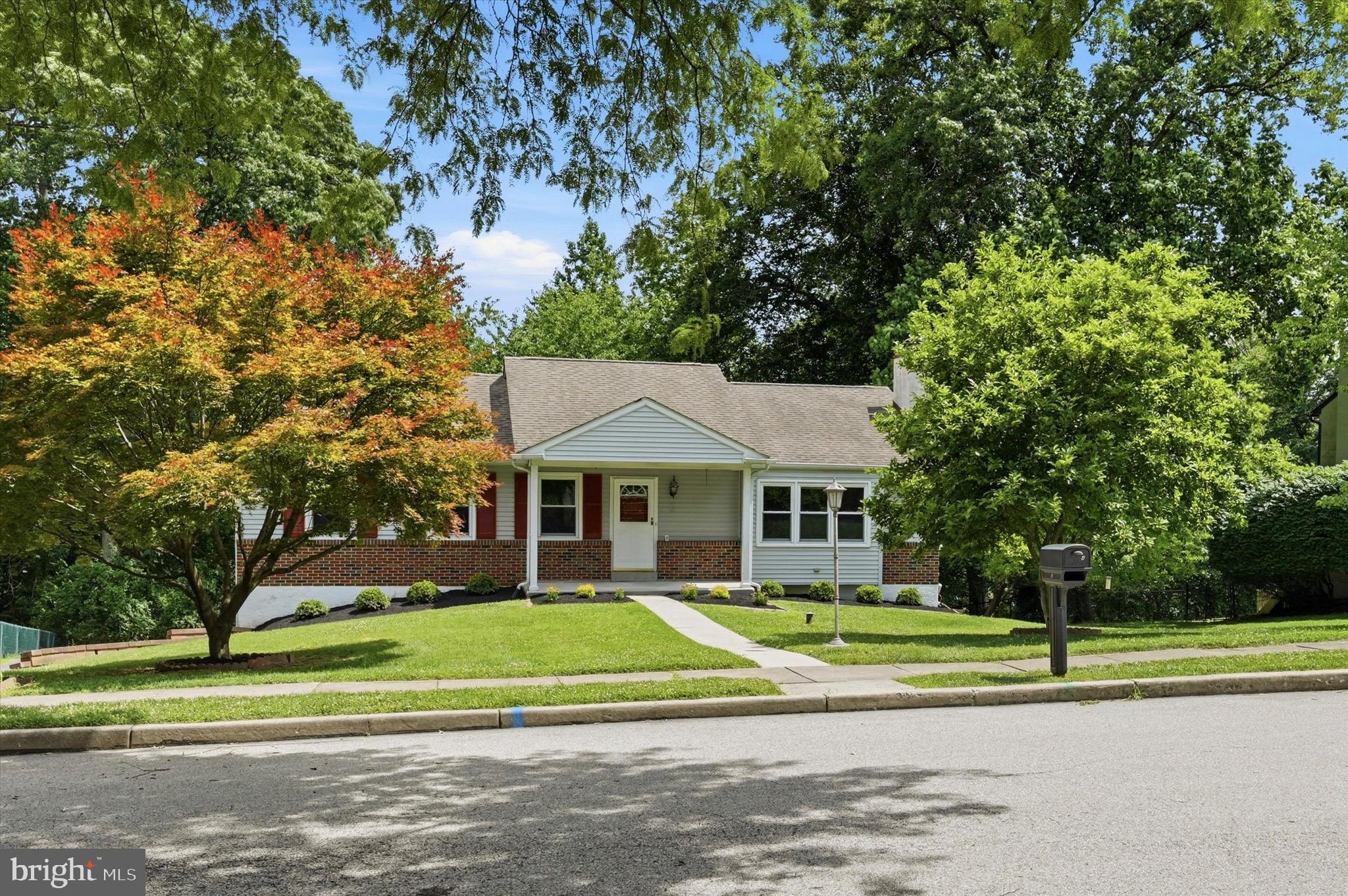 LAFAYETTE HILL - Residential