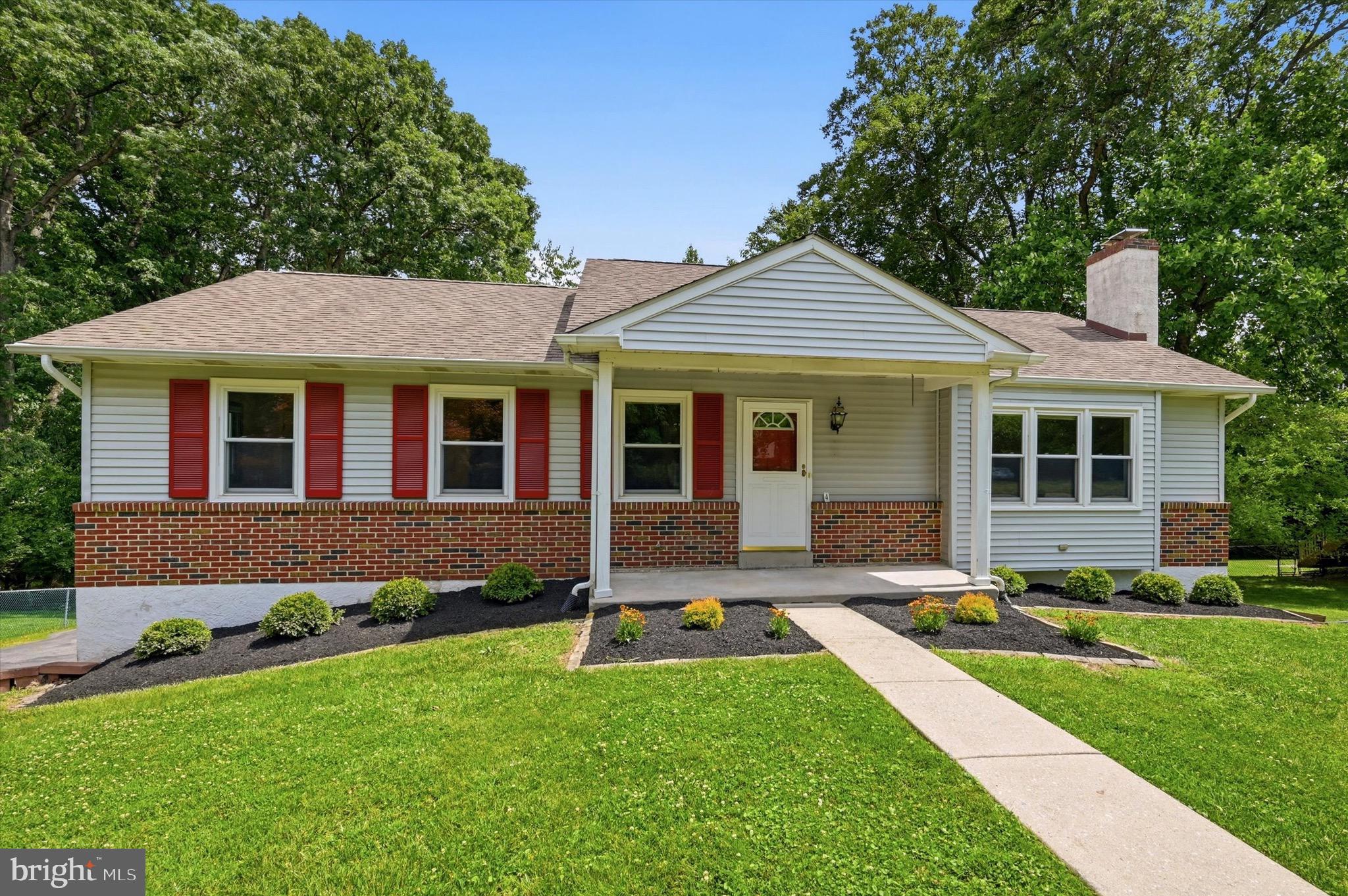 LAFAYETTE HILL - Residential