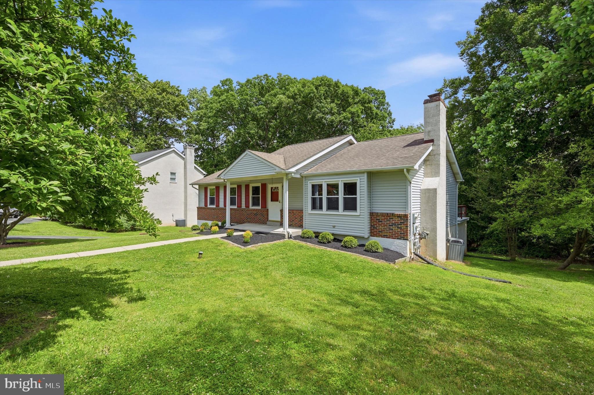 LAFAYETTE HILL - Residential