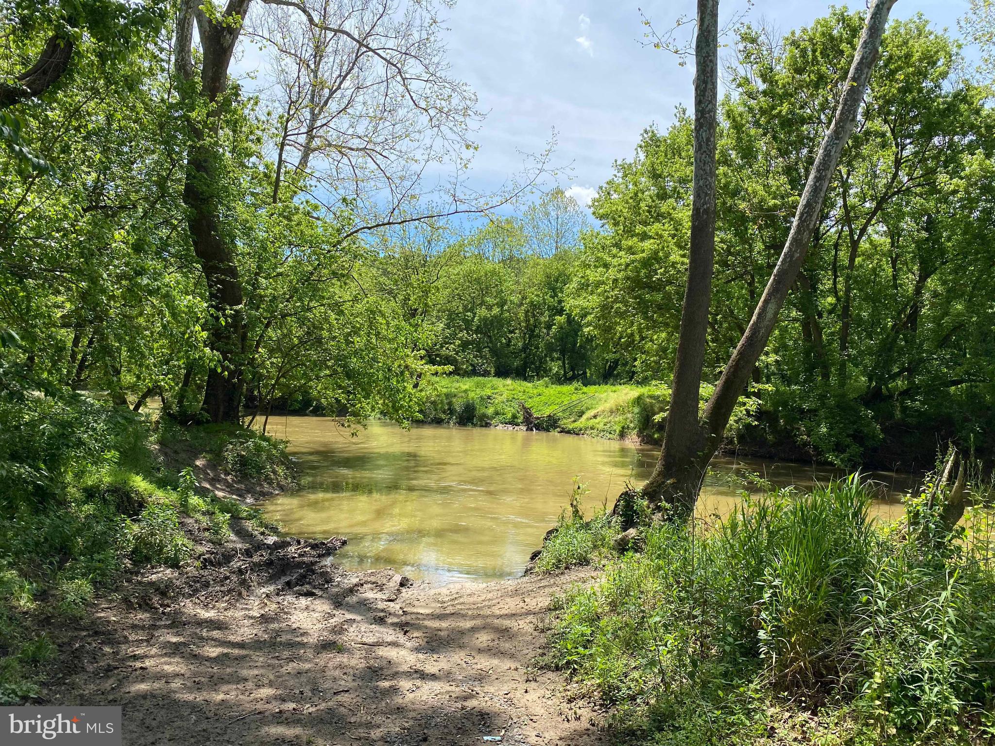 SHEN FARMS RIVERVIEW - Residential
