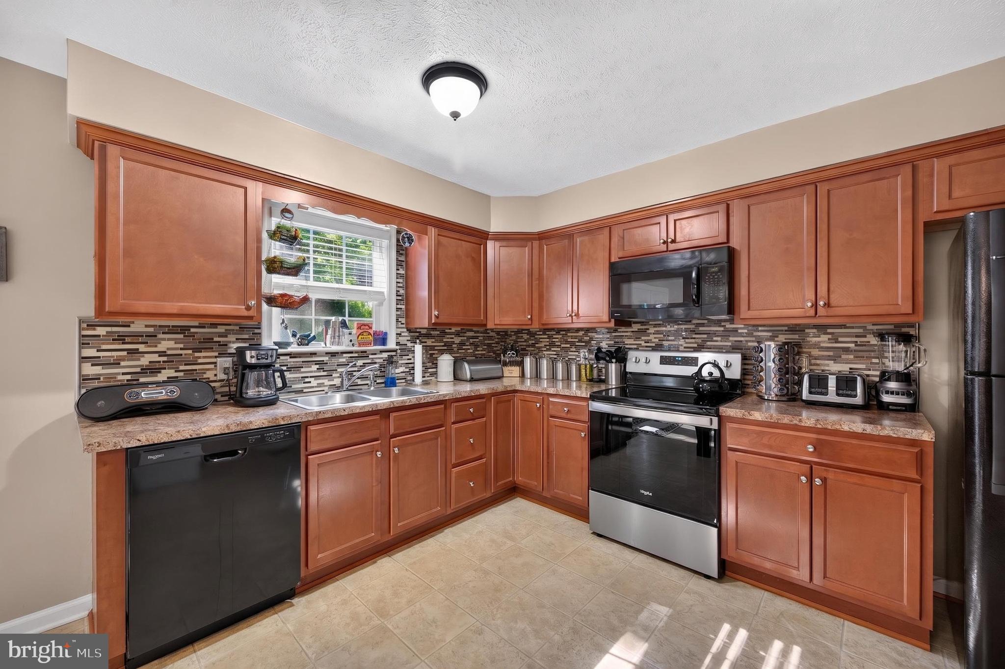 SHEN FARMS RIVERVIEW - Residential