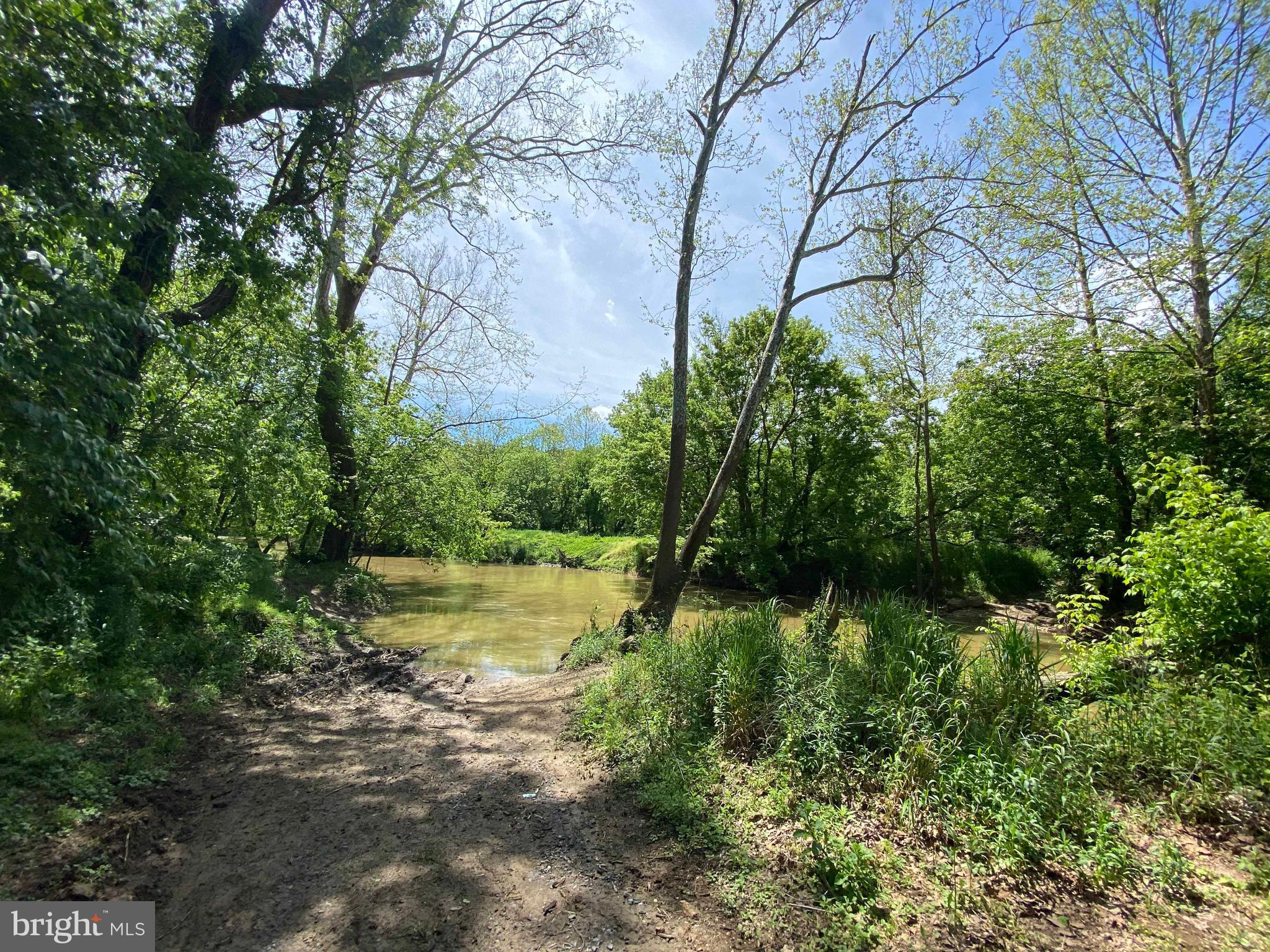 SHEN FARMS RIVERVIEW - Residential