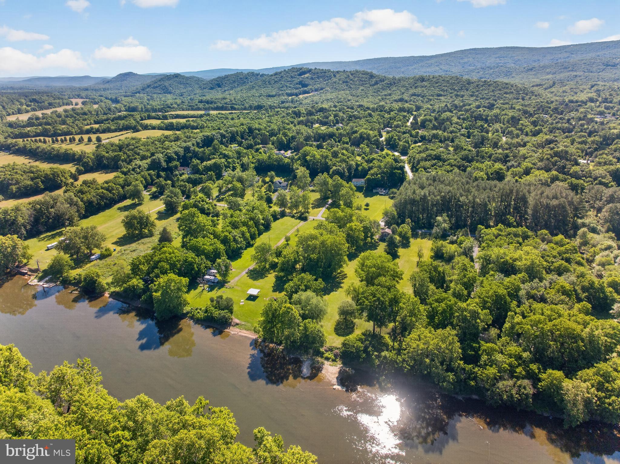 SHEN FARMS RIVERVIEW - Residential