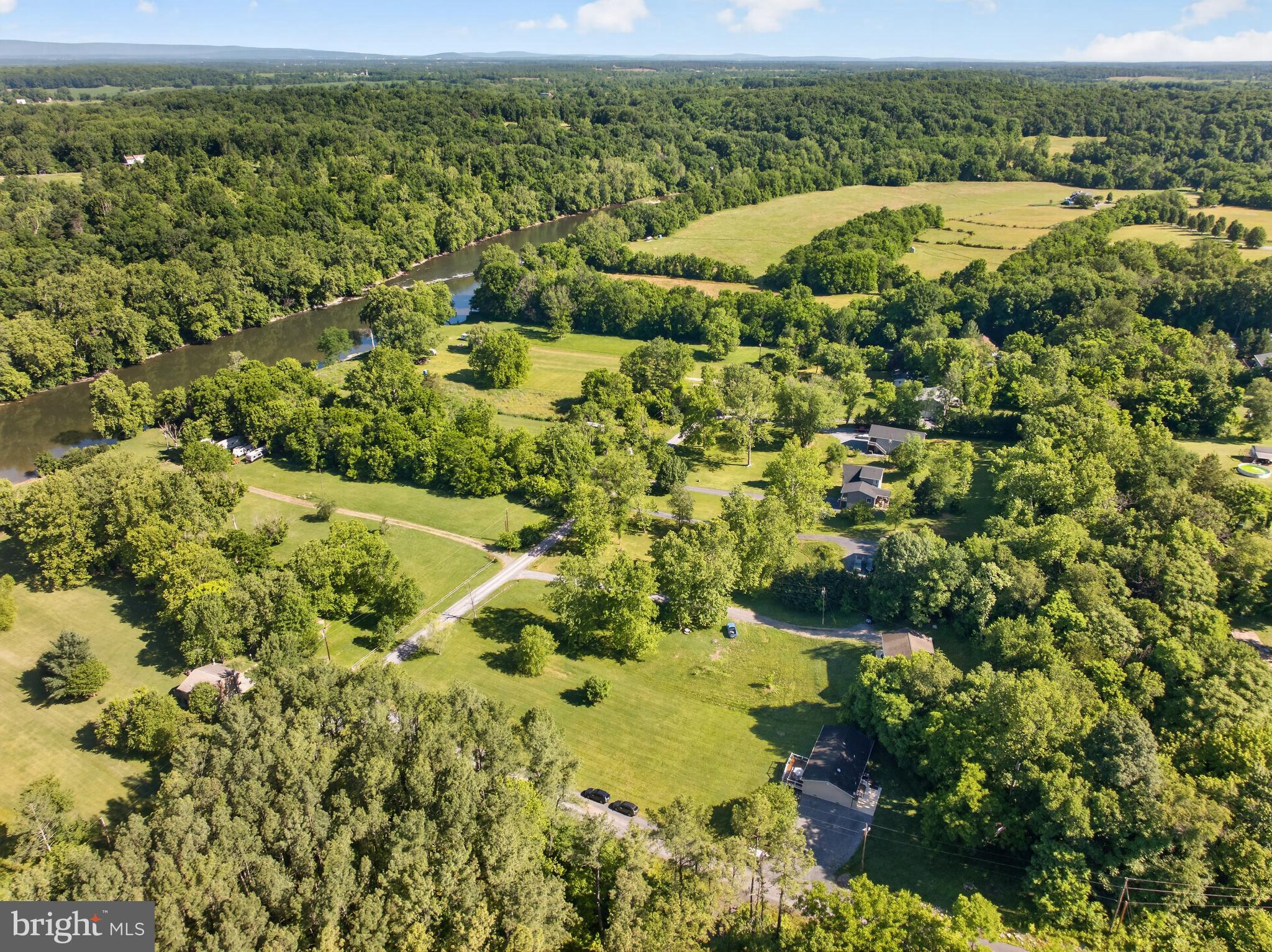 SHEN FARMS RIVERVIEW - Residential