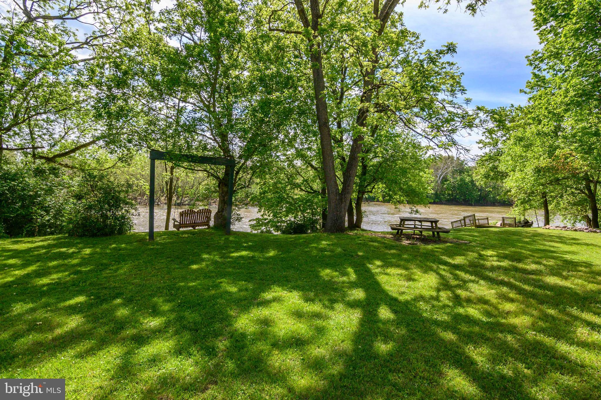 SHEN FARMS RIVERVIEW - Residential