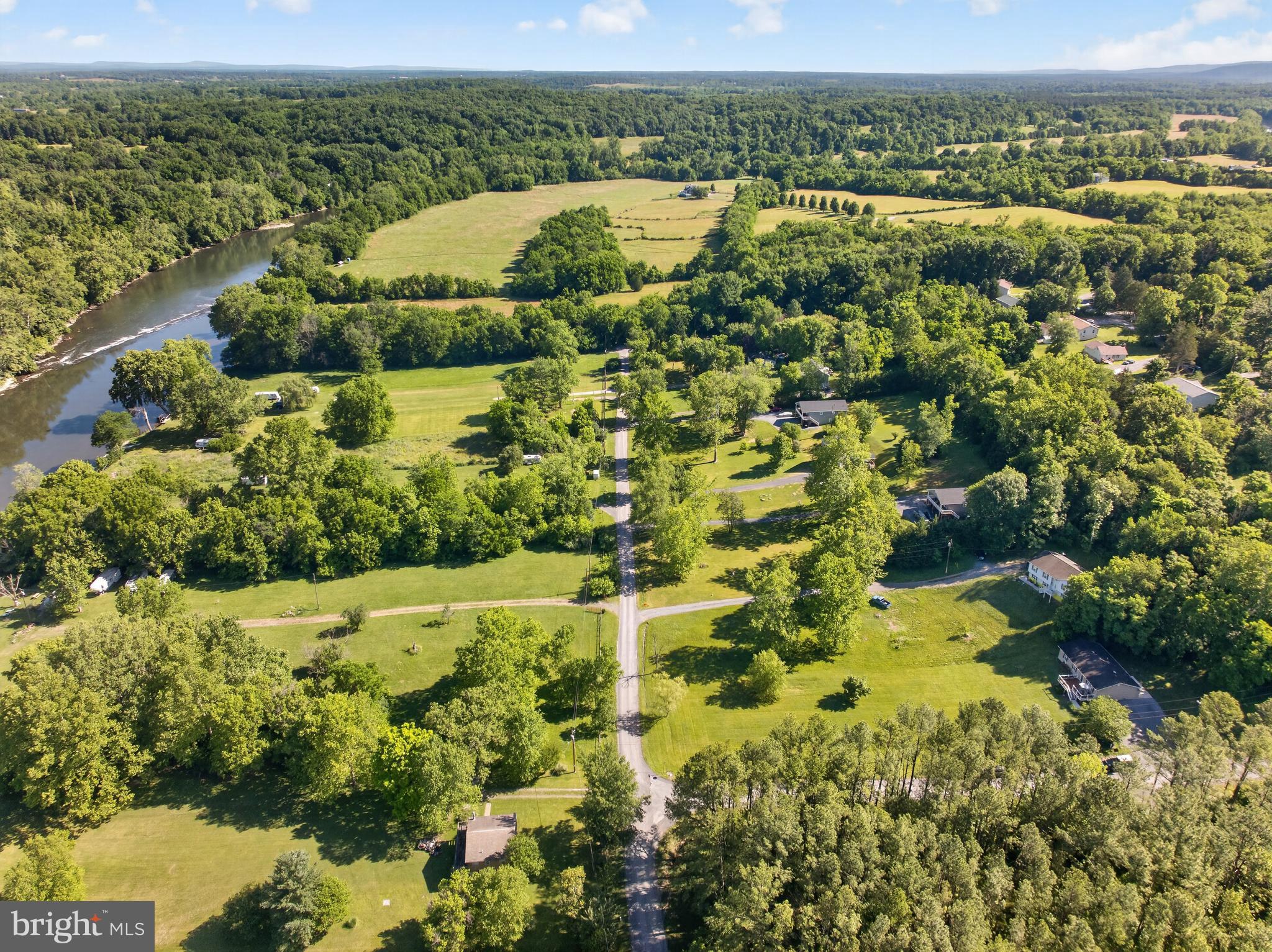 SHEN FARMS RIVERVIEW - Residential