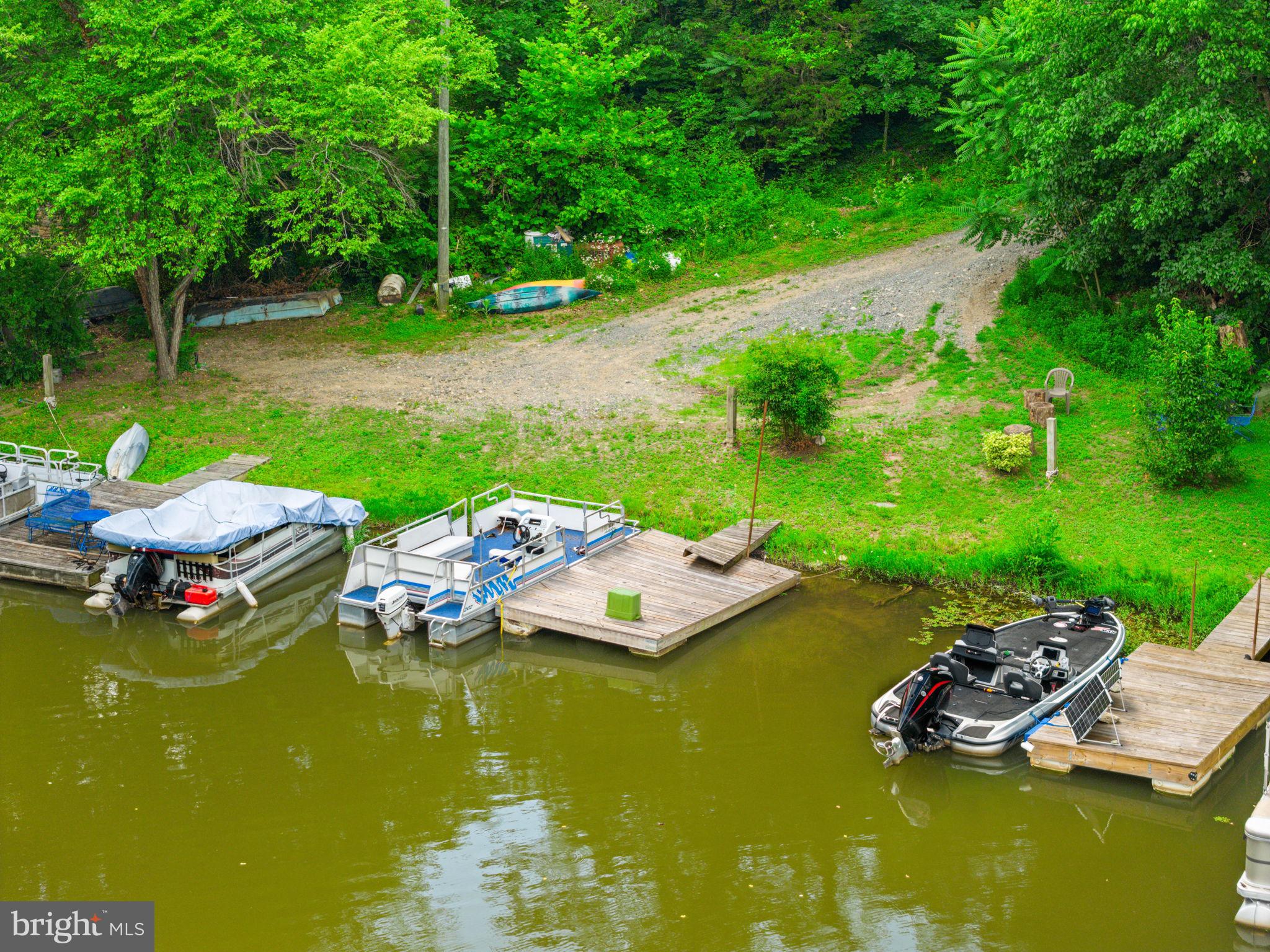 LION TRACT LAKE JACKSON - Residential