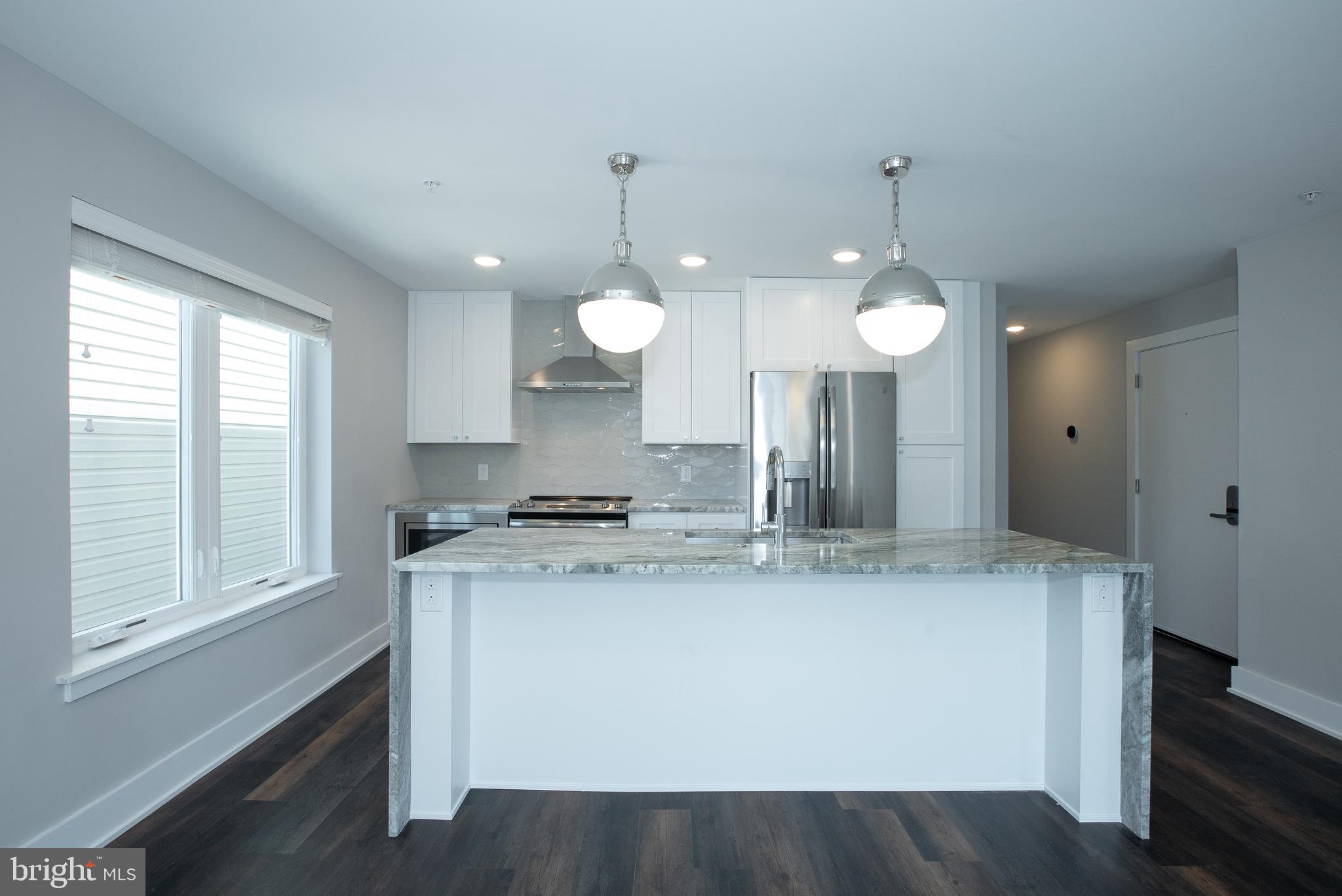 FAIRMOUNT - Residential Lease