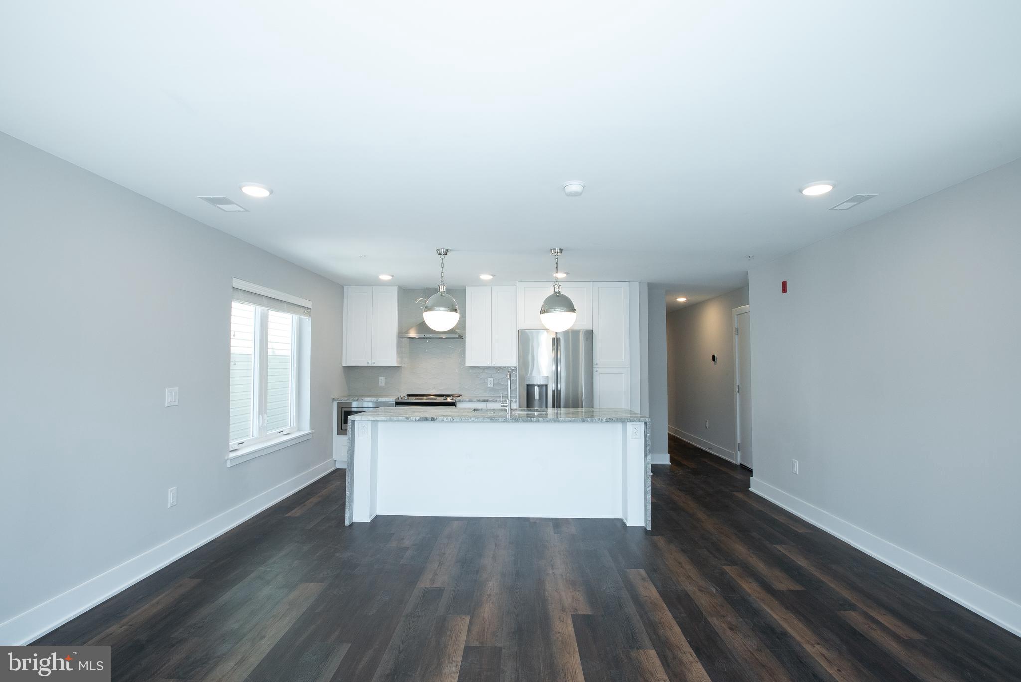 FAIRMOUNT - Residential Lease