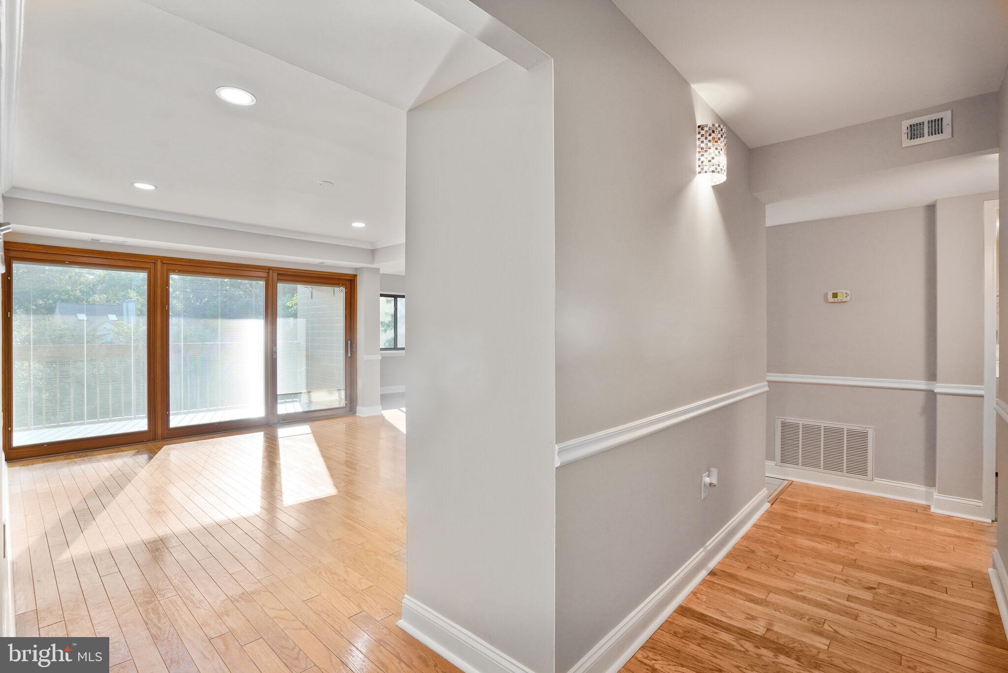 SPRINGWOOD - Residential