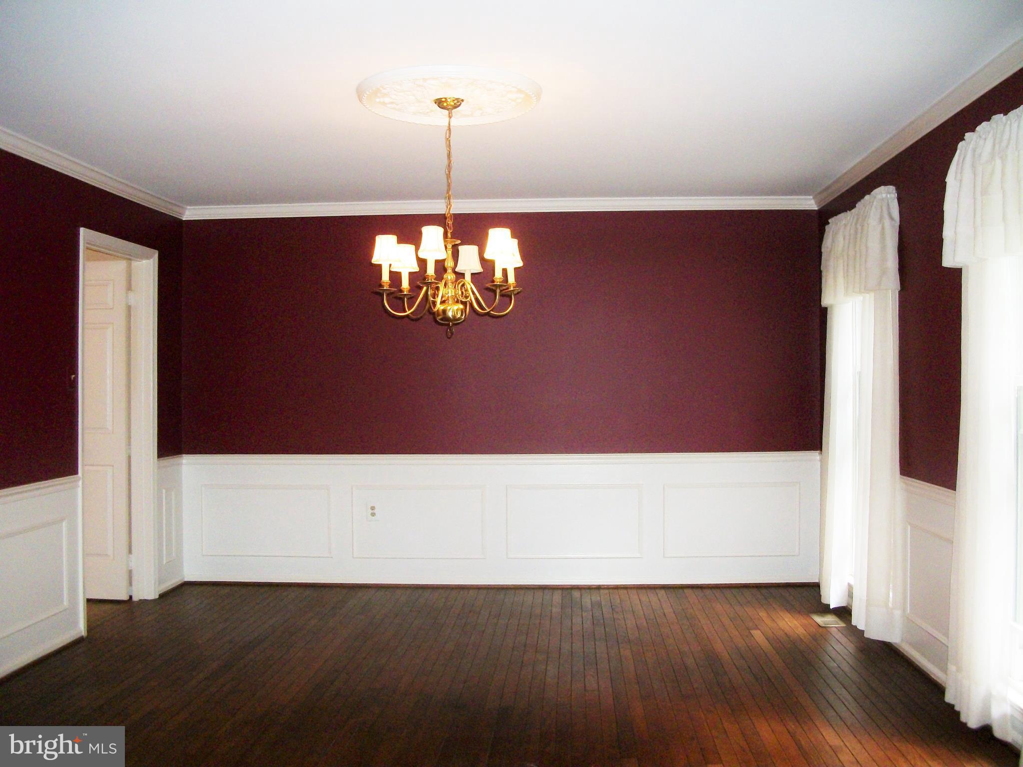 OCCOQUAN OAKS - Residential