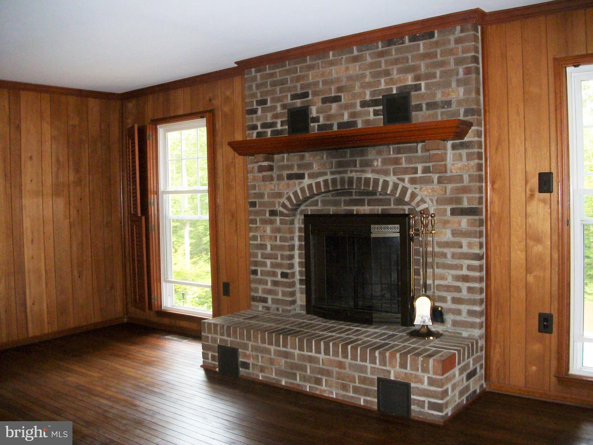 OCCOQUAN OAKS - Residential