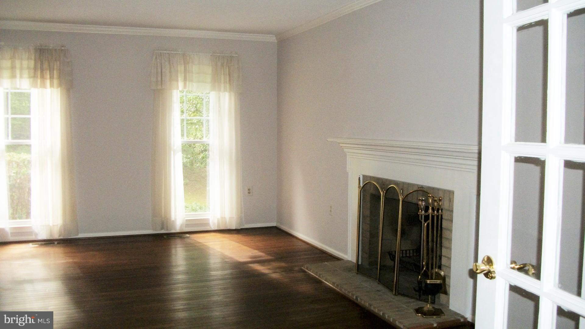 OCCOQUAN OAKS - Residential