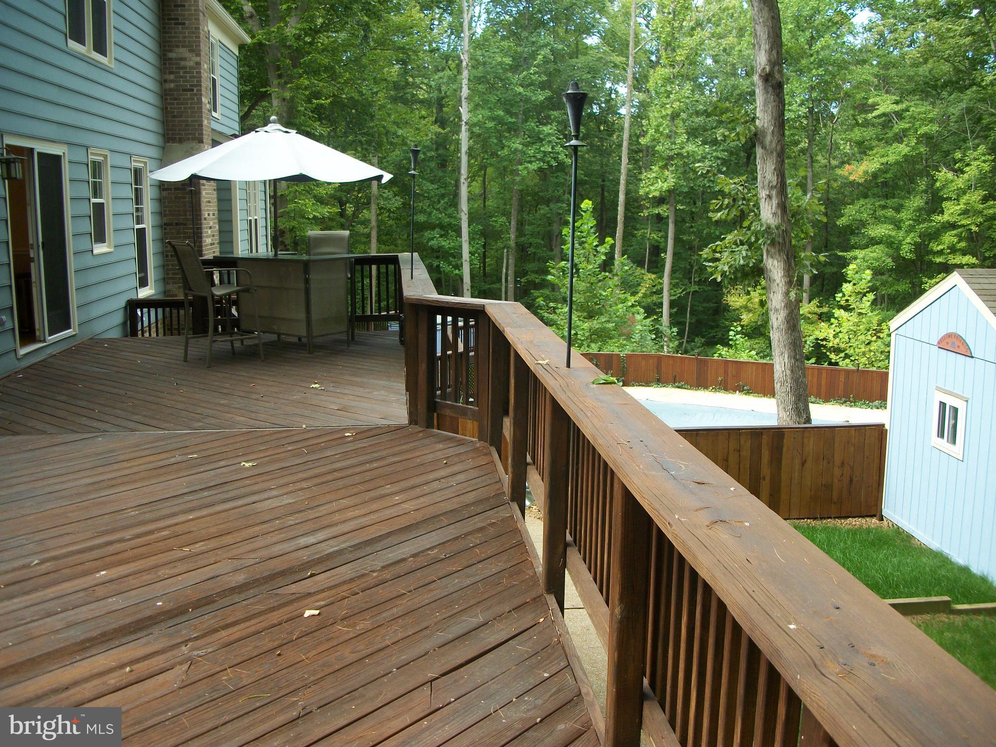 OCCOQUAN OAKS - Residential