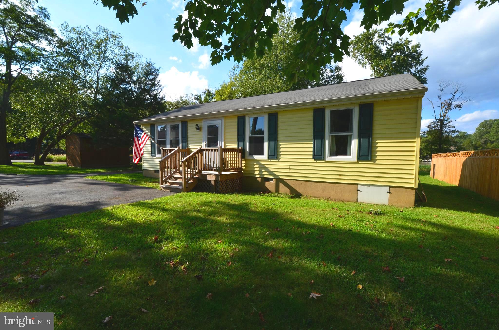 FRANKLIN MANOR - Residential