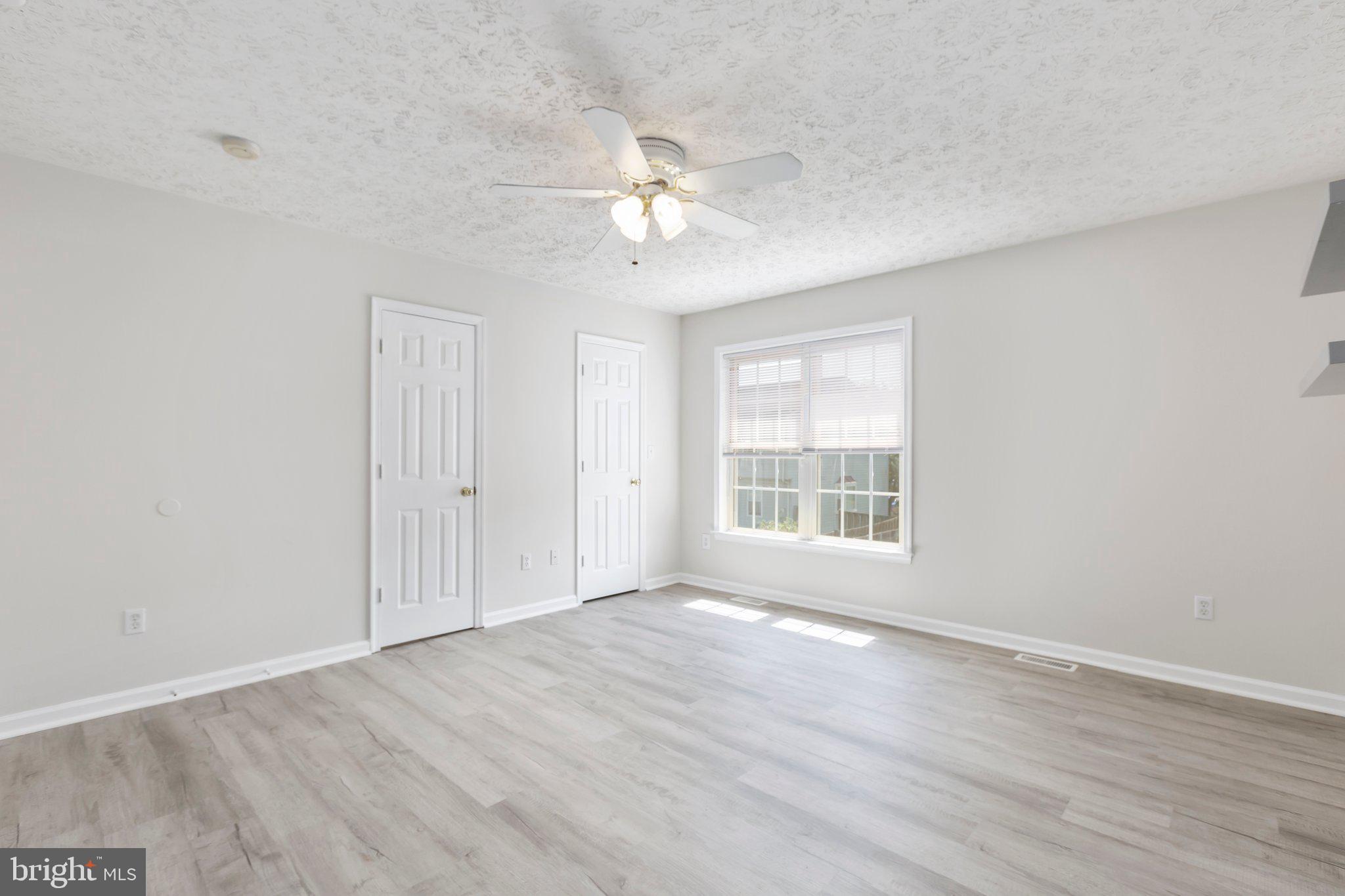 BROOKWOOD - Residential Lease