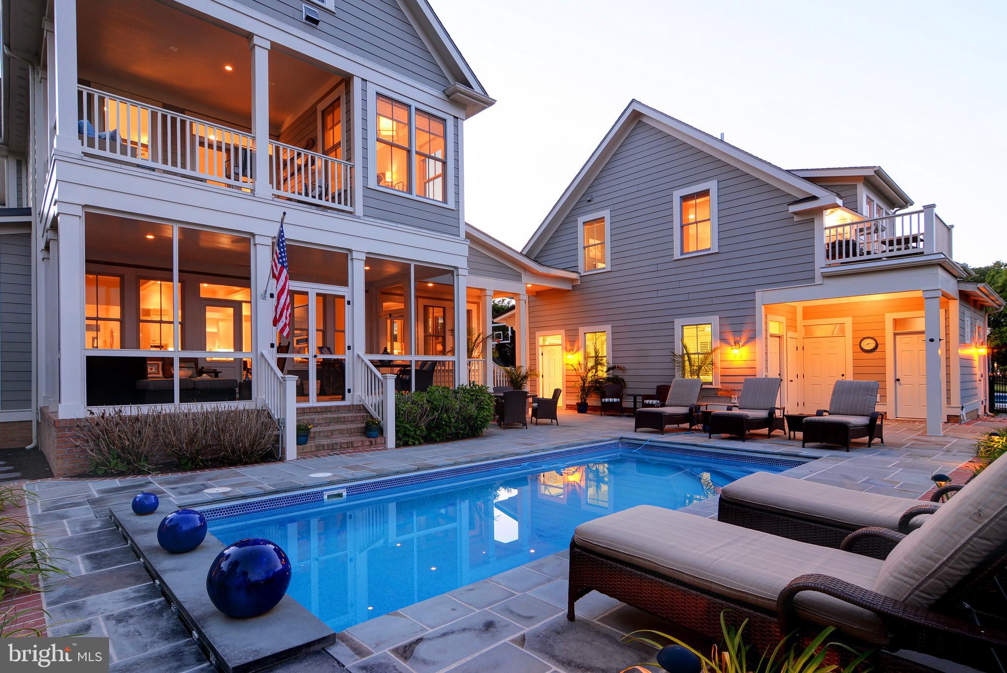 EASTON VILLAGE - Residential