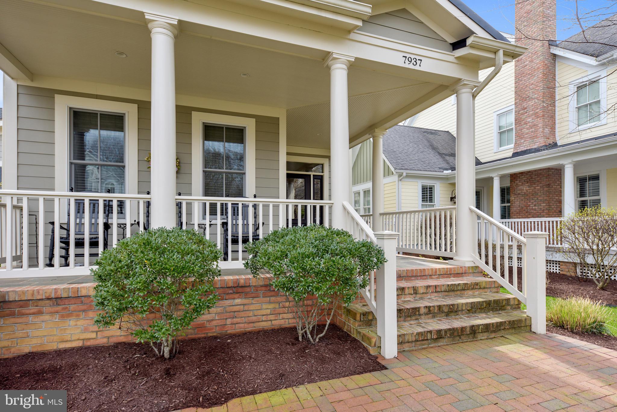EASTON VILLAGE - Residential