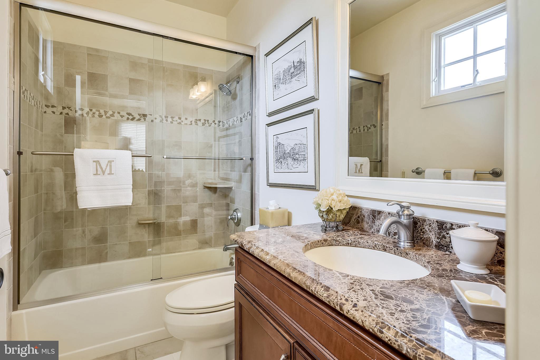 EASTON VILLAGE - Residential
