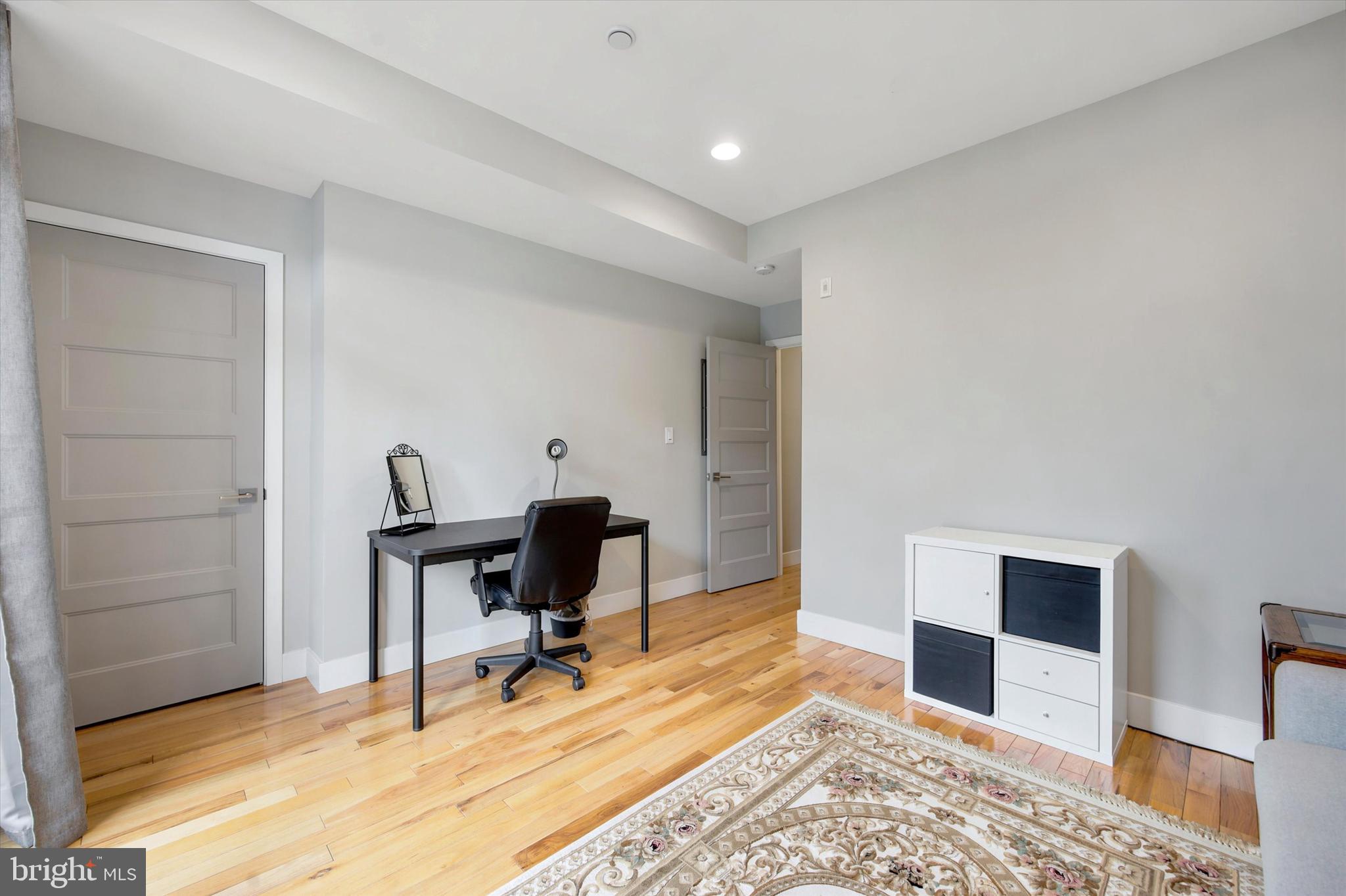 OLDE KENSINGTON - Residential
