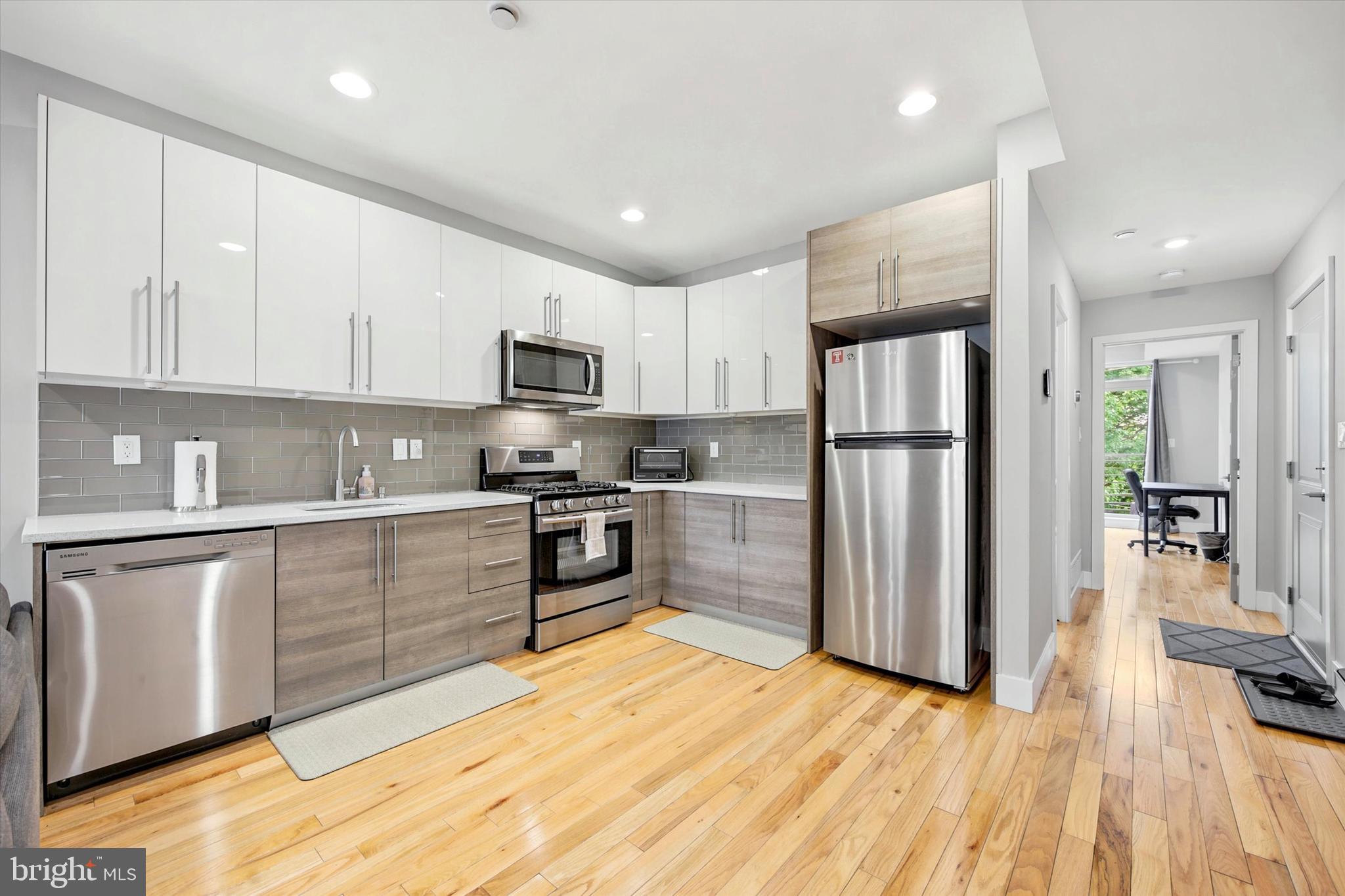 ✨ Welcome to 1317 N 7th St in the heart of Philadelphia! ✨

This beautiful 2-bedroom, 2-bath home offers the perfect blend of modern style and everyday comfort. Step inside to an open and inviting layout featuring a contemporary kitchen with gorgeous granite countertops, sleek stainless steel appliances, and plenty of cabinet space for cooking and entertaining. 🍽️✨

The spacious primary suite is designed for relaxation with a private ensuite bath featuring a stunning glass-enclosed shower. 🚿🛁 Additional highlights include the convenience of an in-unit washer & dryer, spacious bedrooms, and great natural light throughout the home. ☀️

Enjoy your morning coffee or unwind after a long day on the private outdoor balcony — the perfect extension of your living space. 🌿☕ Conveniently located near the hottest restaurants in Fishtown and Northern Liberties, coffee shops, shopping,  public transportation, and 95 or 676, this home offers modern city living at its best! 🏙️🔥