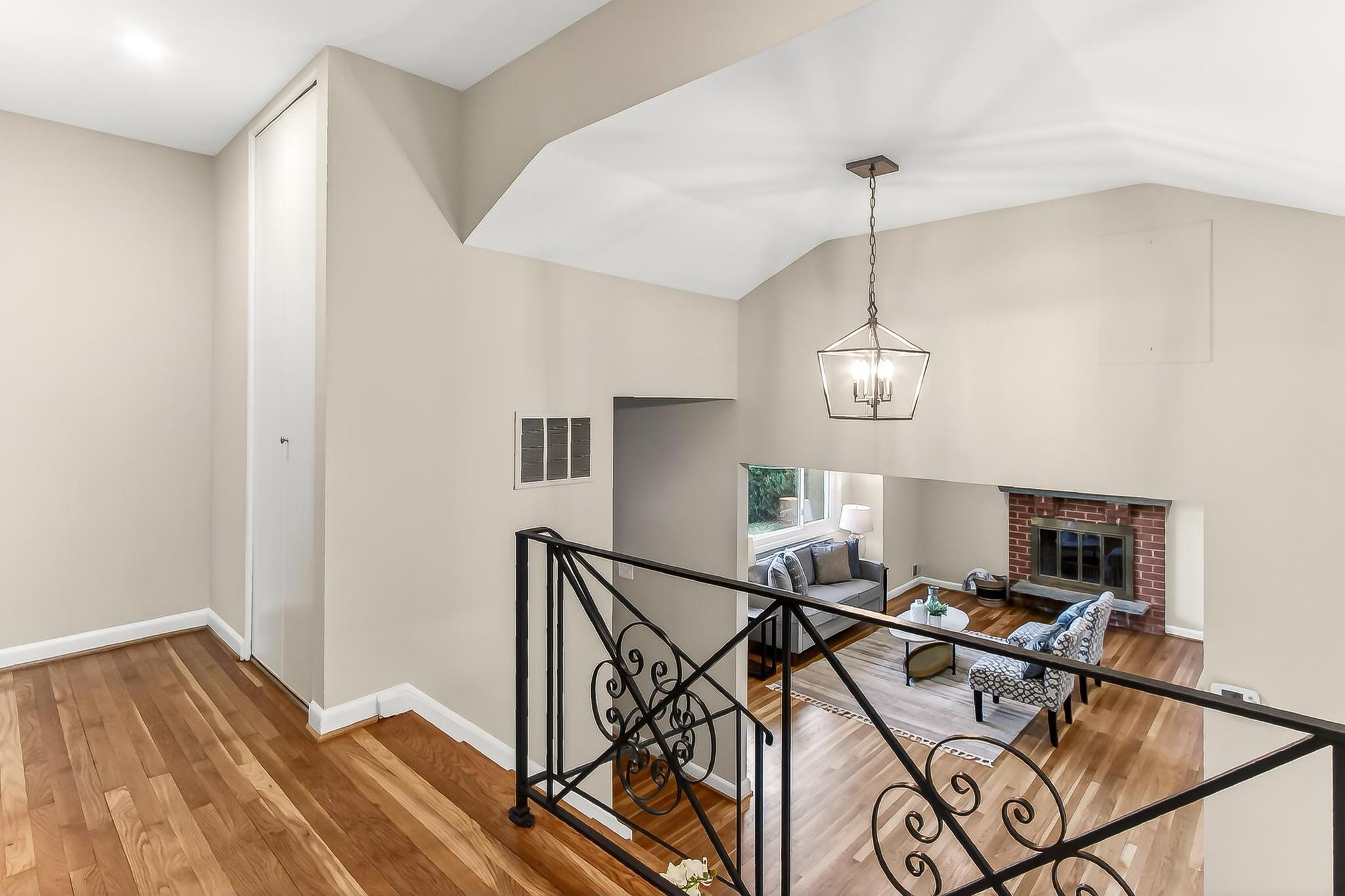 SLEEPY HOLLOW ESTATES - Residential