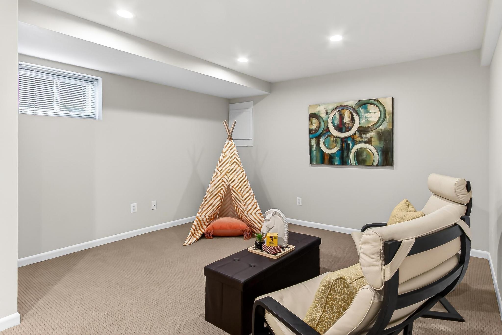 SLEEPY HOLLOW ESTATES - Residential