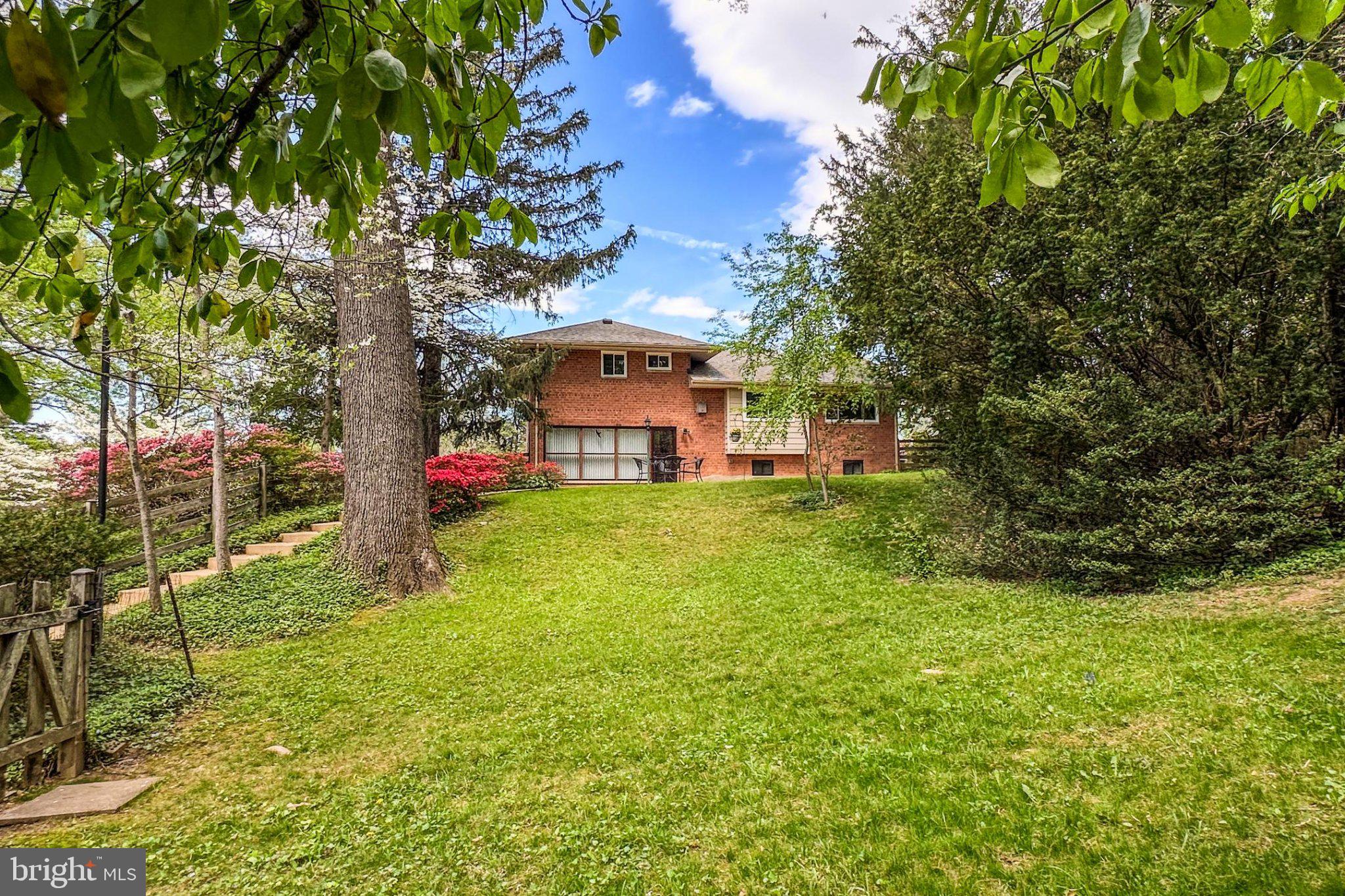 SLEEPY HOLLOW ESTATES - Residential