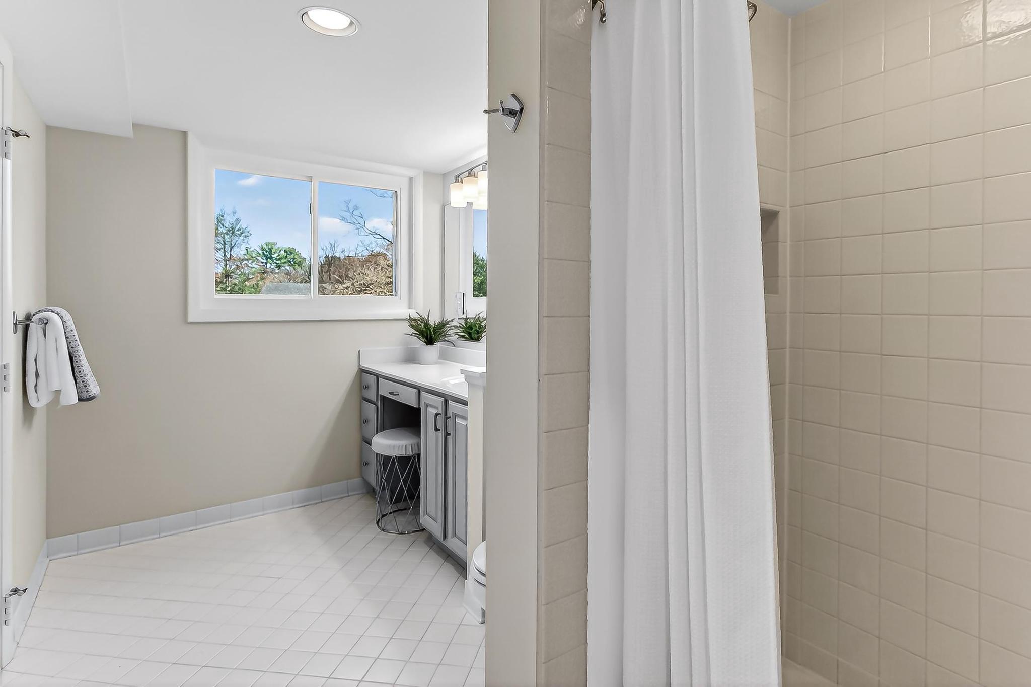 SLEEPY HOLLOW ESTATES - Residential