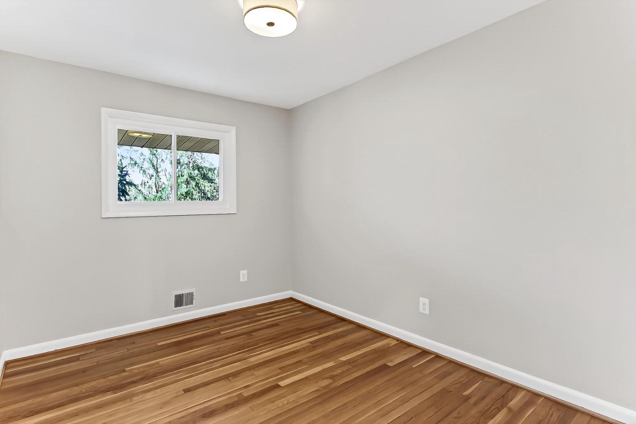 SLEEPY HOLLOW ESTATES - Residential