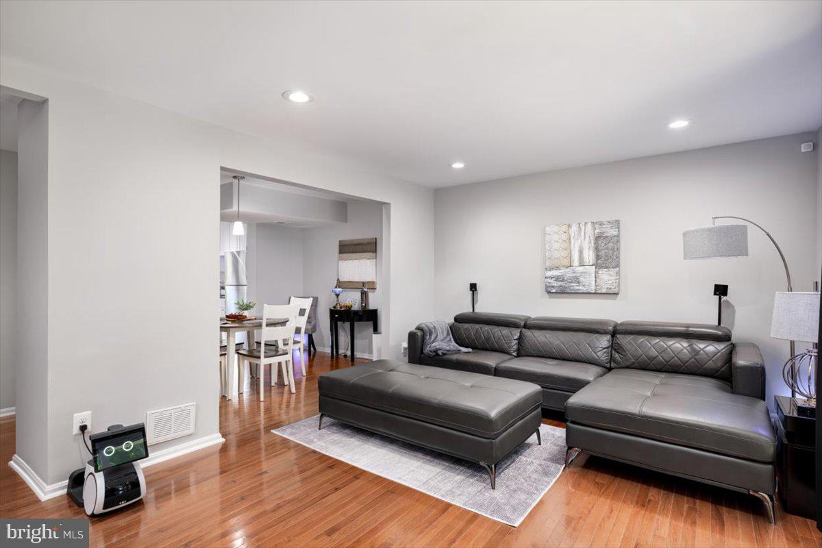KEENE MILL WOODS - Residential