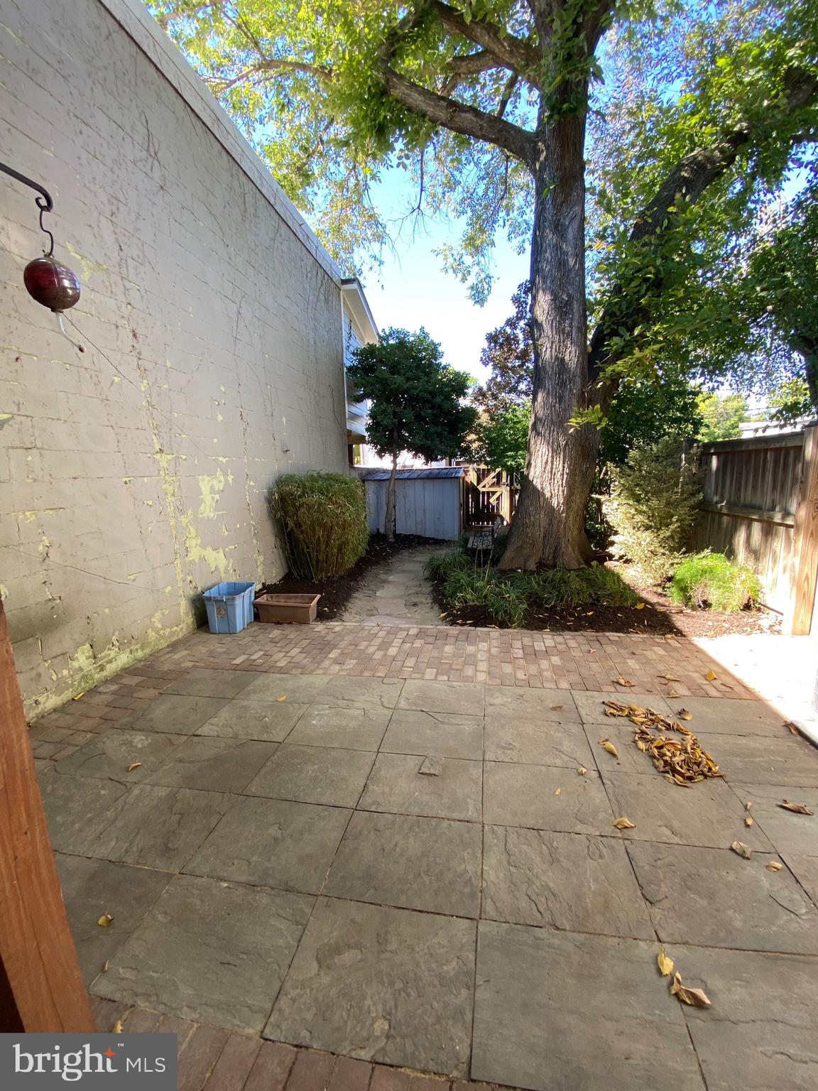 OLD TOWN ALEXANDRIA - Residential Lease