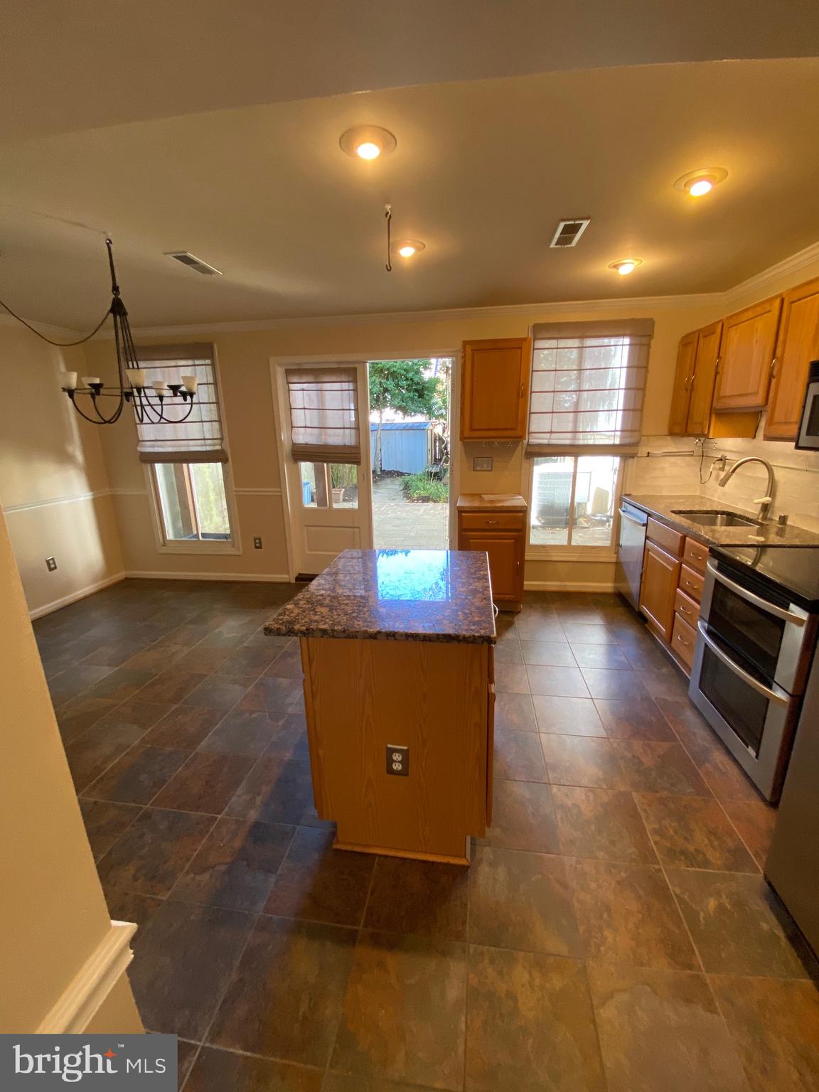 OLD TOWN ALEXANDRIA - Residential Lease