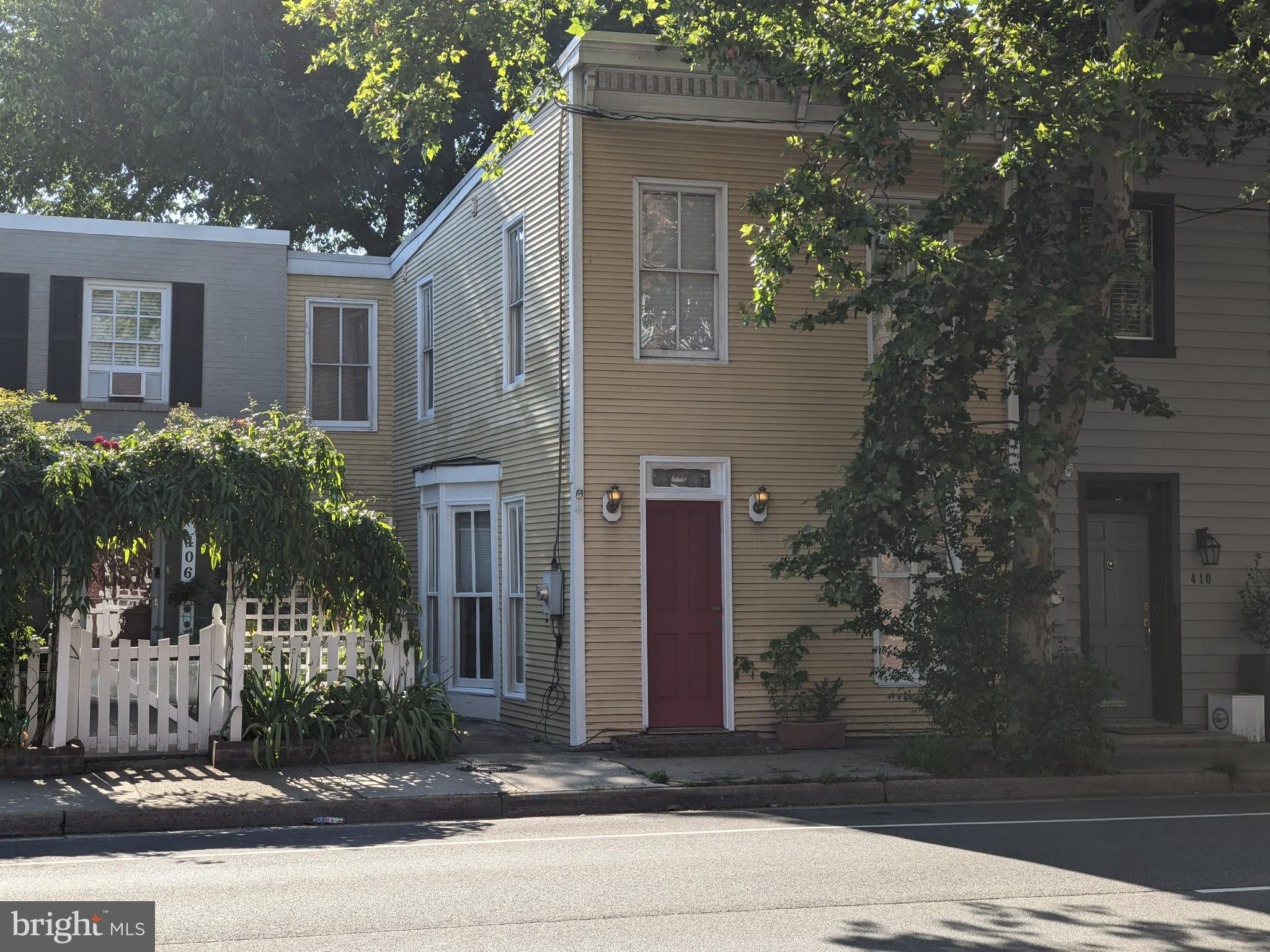 OLD TOWN ALEXANDRIA - Residential Lease