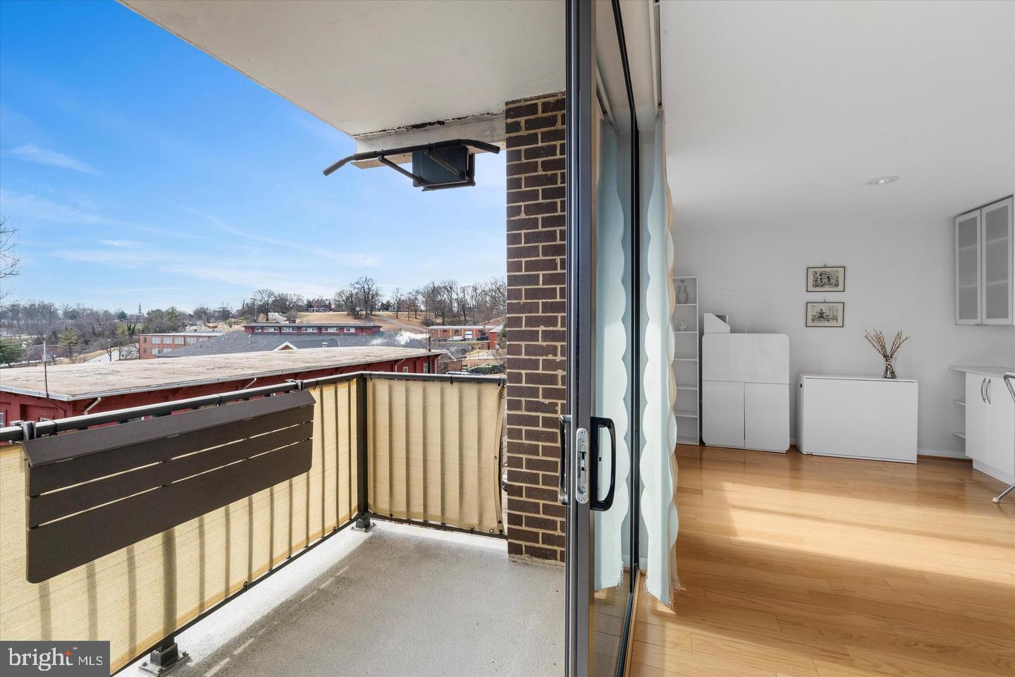 1510 CONDO - Residential