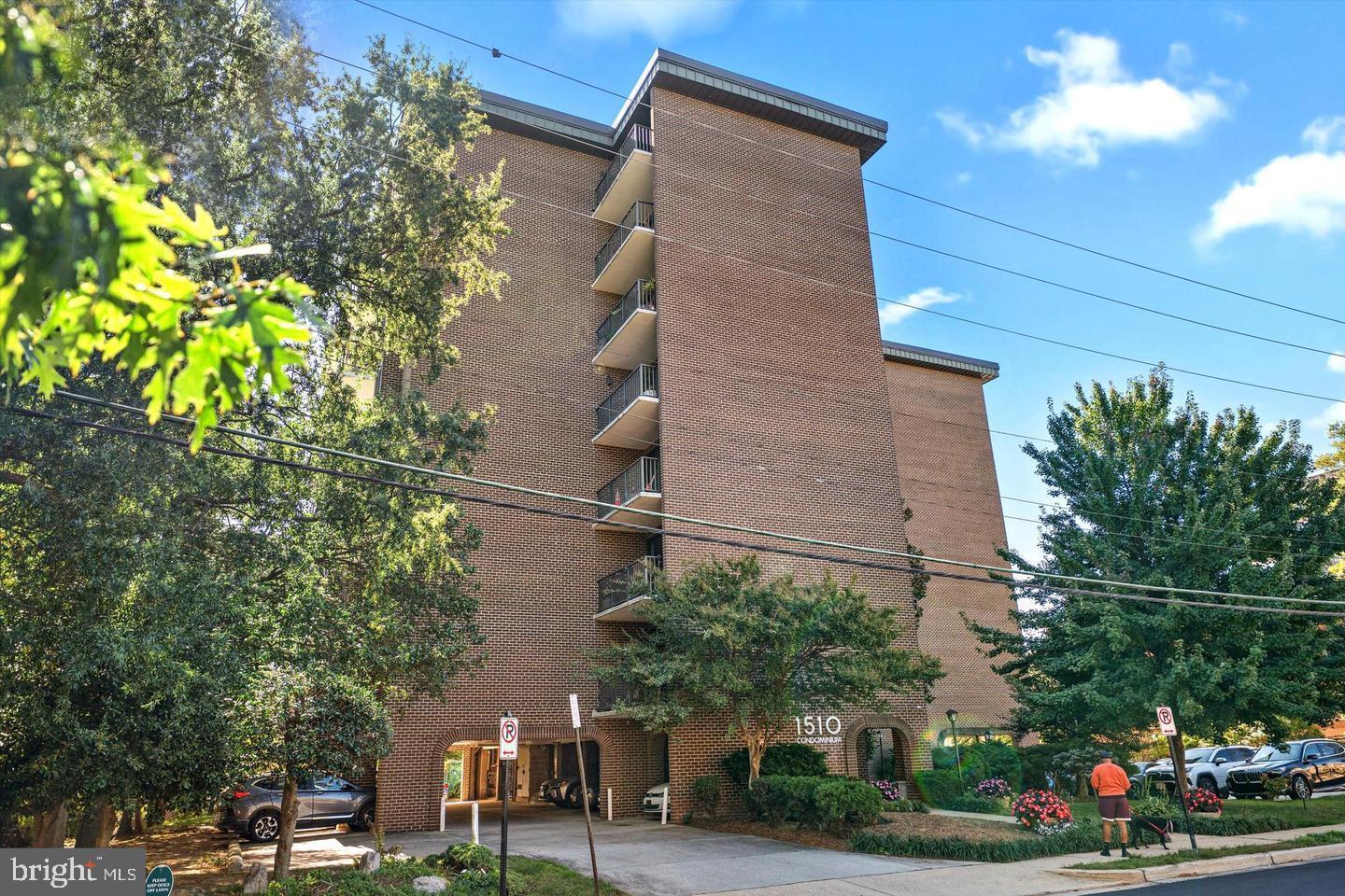1510 CONDO - Residential