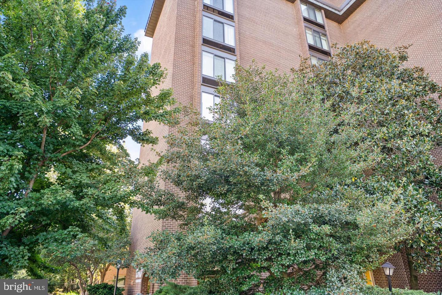 1510 CONDO - Residential