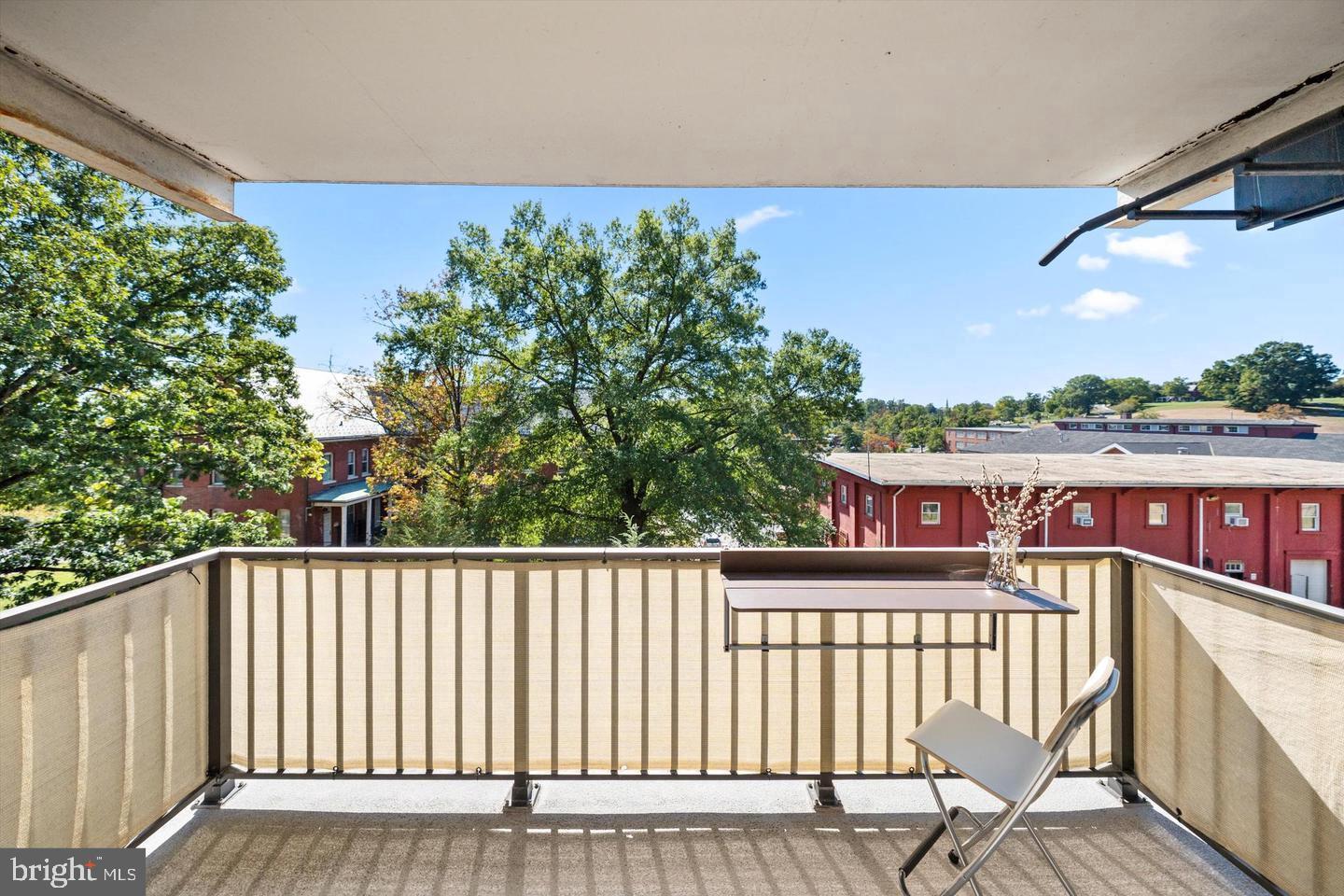 1510 CONDO - Residential