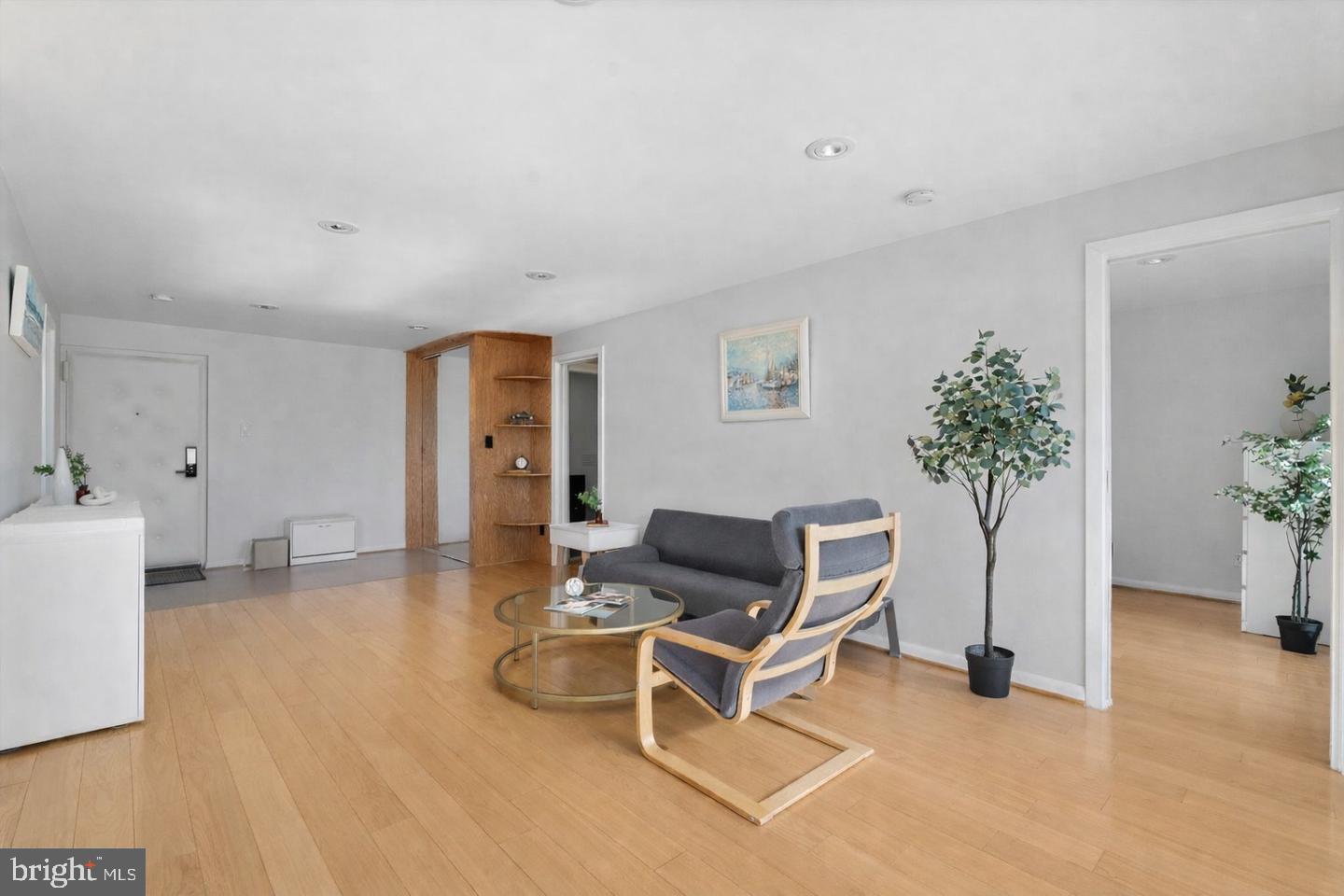 1510 CONDO - Residential