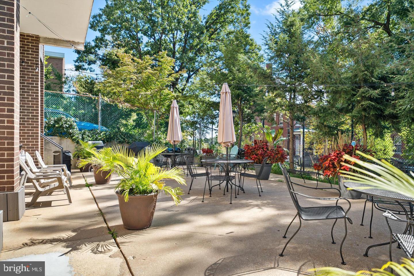 1510 CONDO - Residential