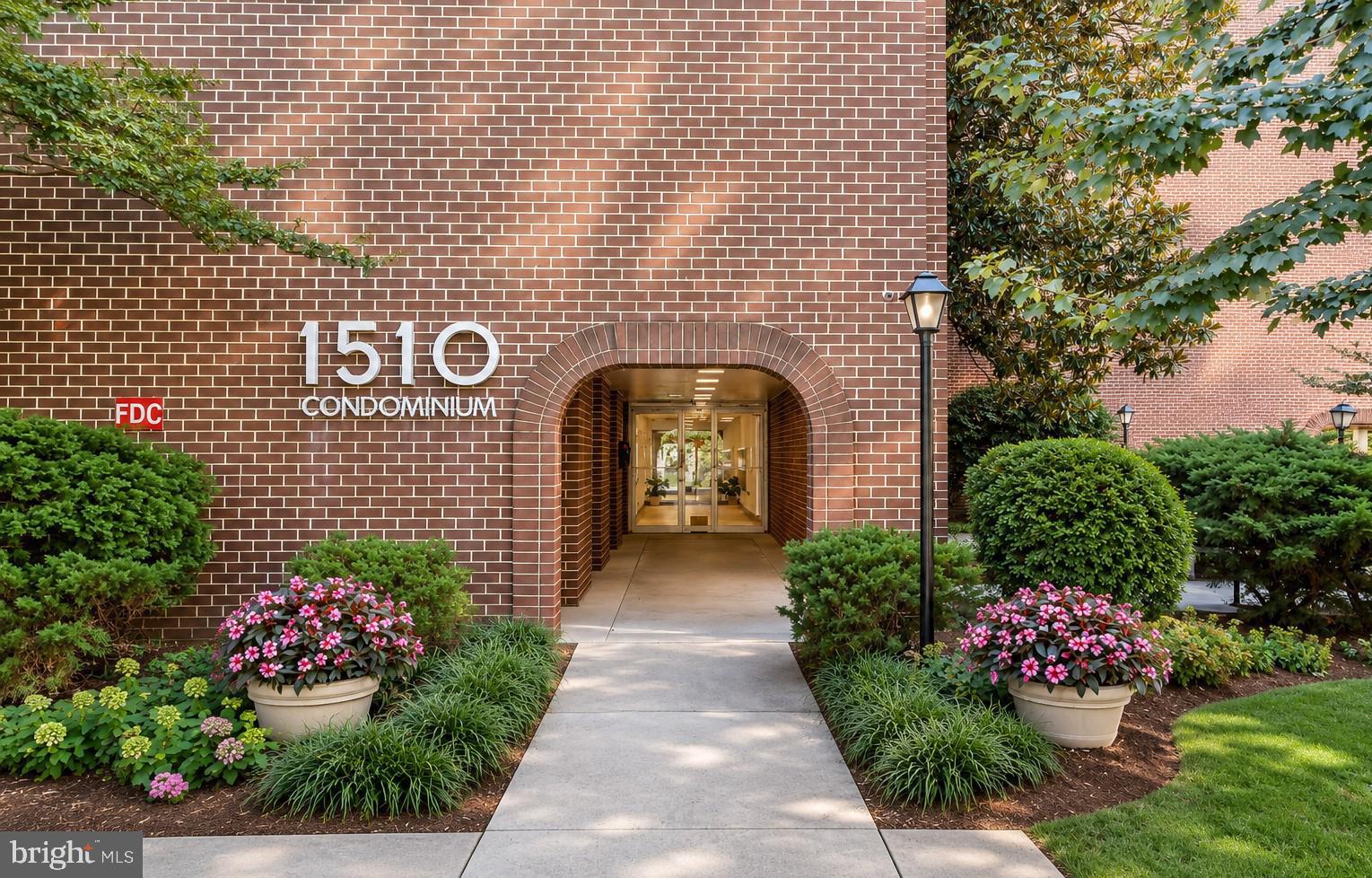 1510 CONDO - Residential