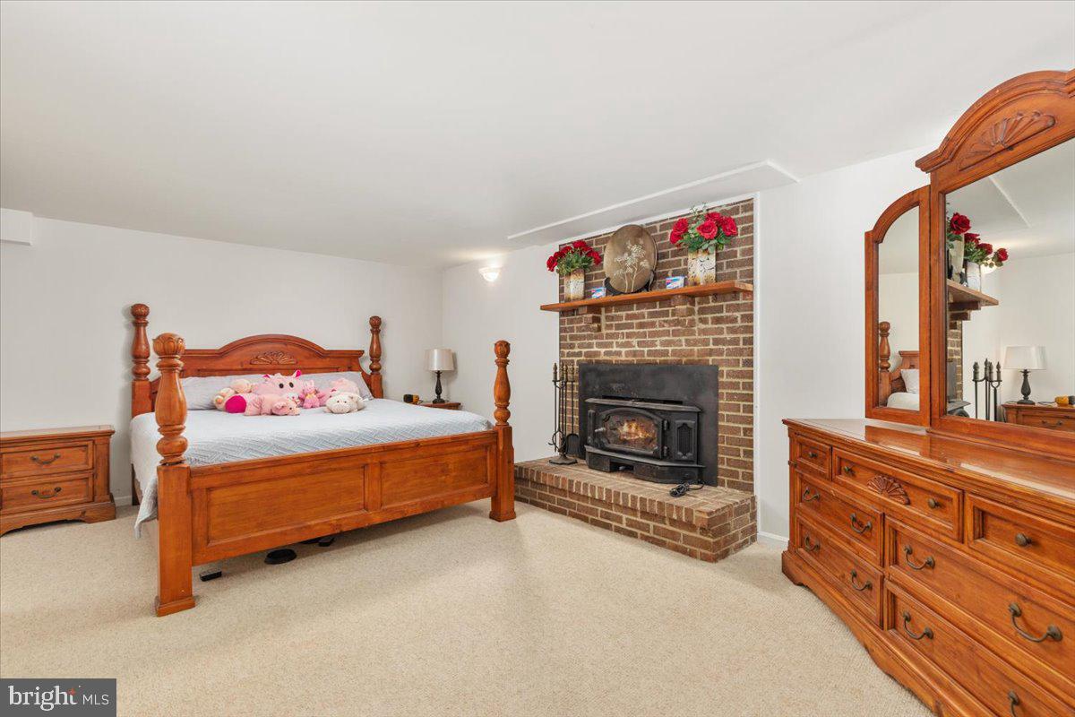 WOODBINE FOREST - Residential