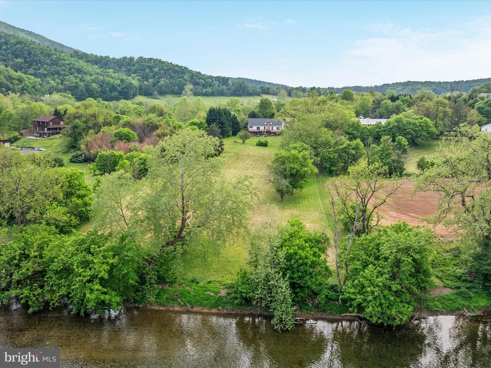 RIVER OF THE VALLEY - Residential